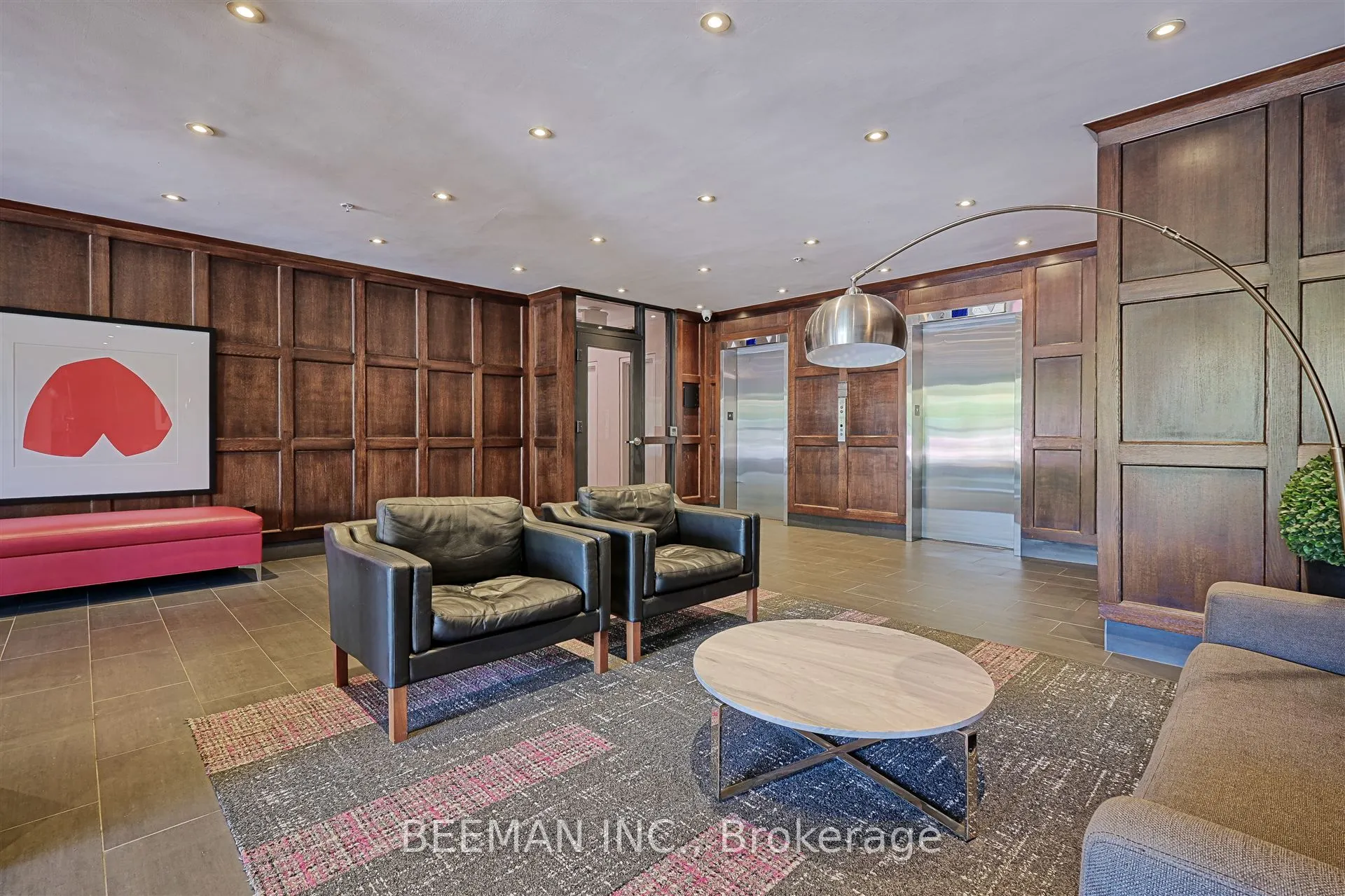 235 St Clair Avenue W, #109