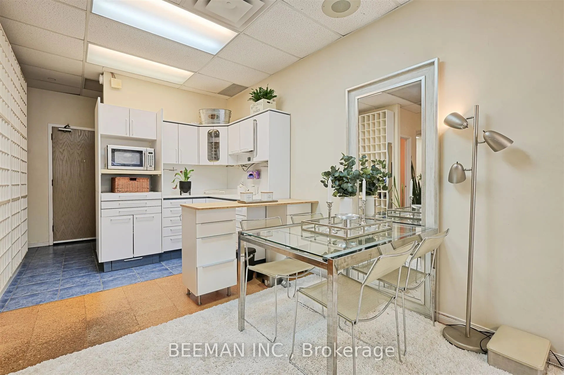 235 St Clair Avenue W, #109