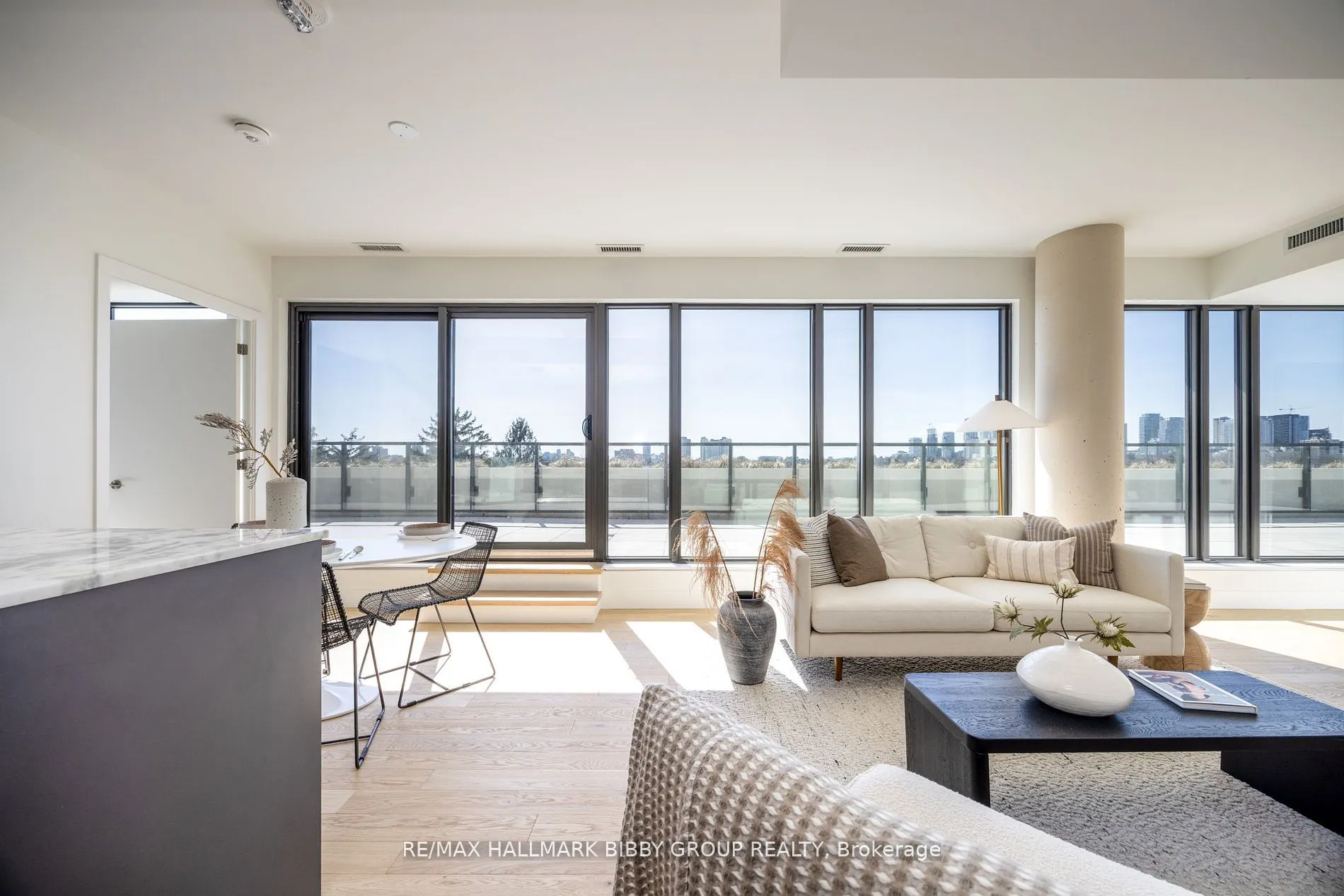 1414 Bayview Avenue, #701