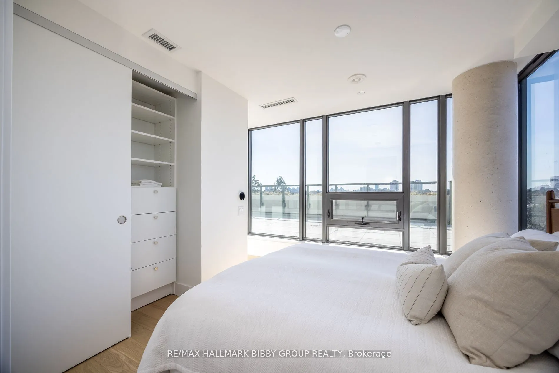 1414 Bayview Avenue, #701