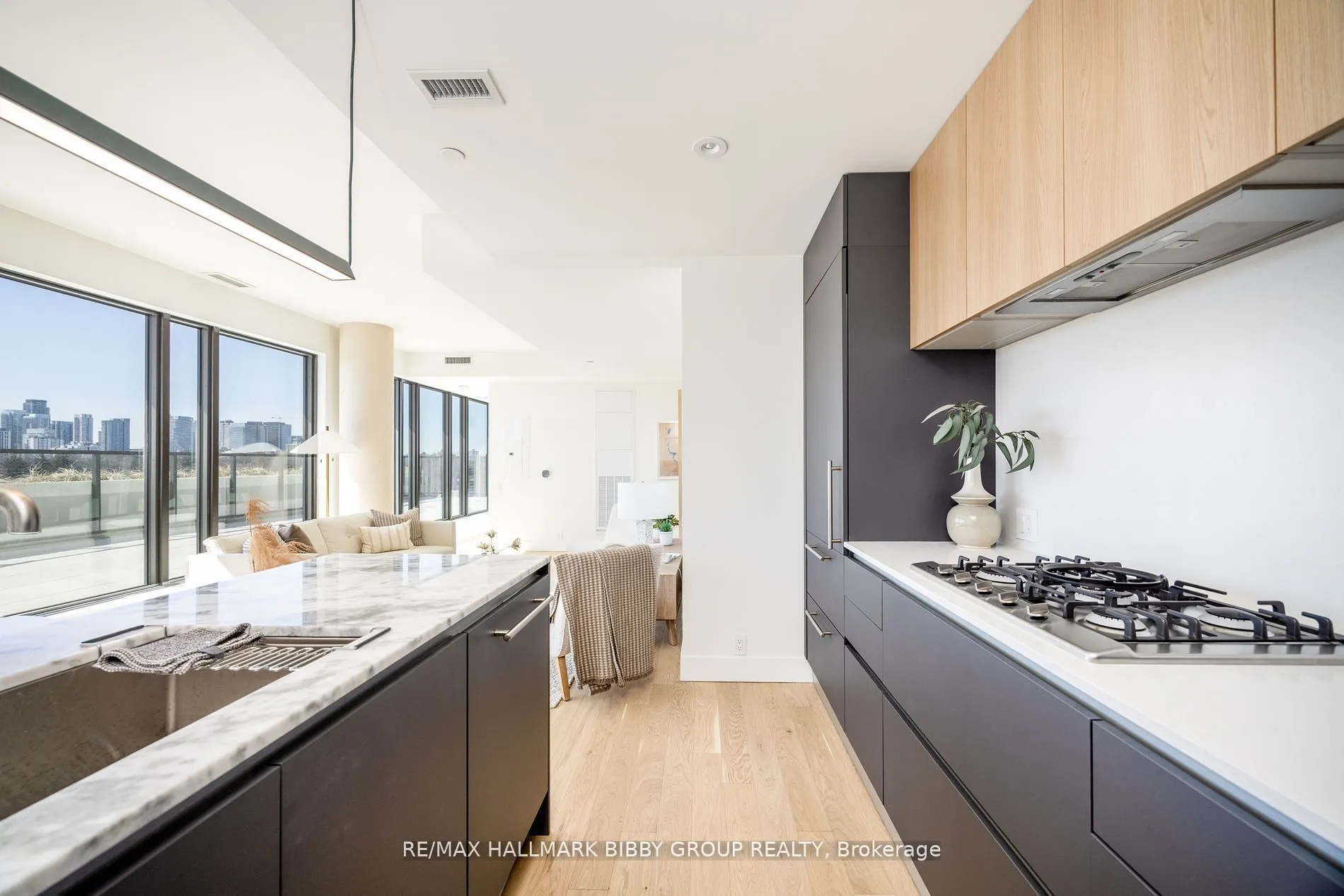 1414 Bayview Avenue, #701