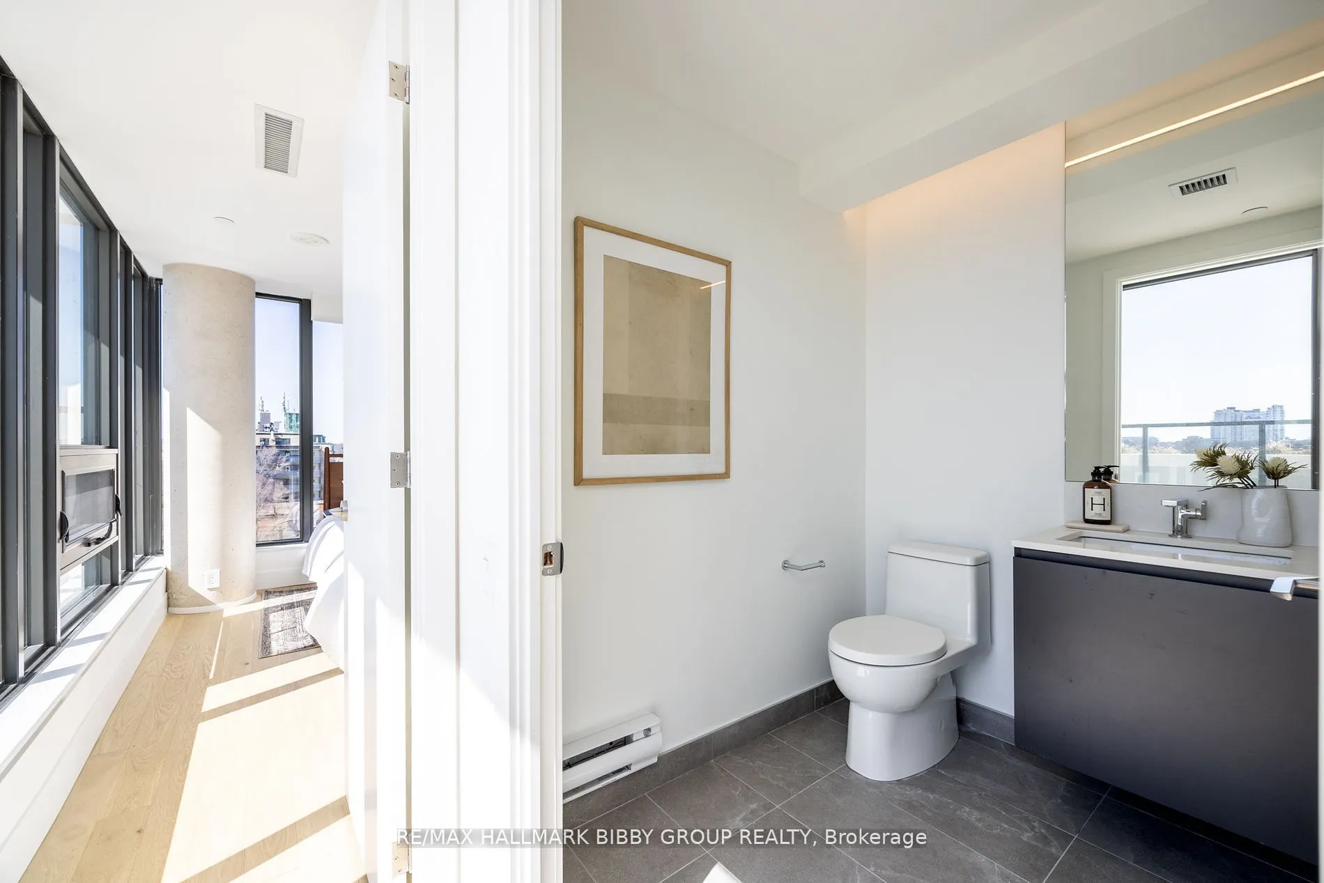 1414 Bayview Avenue, #701