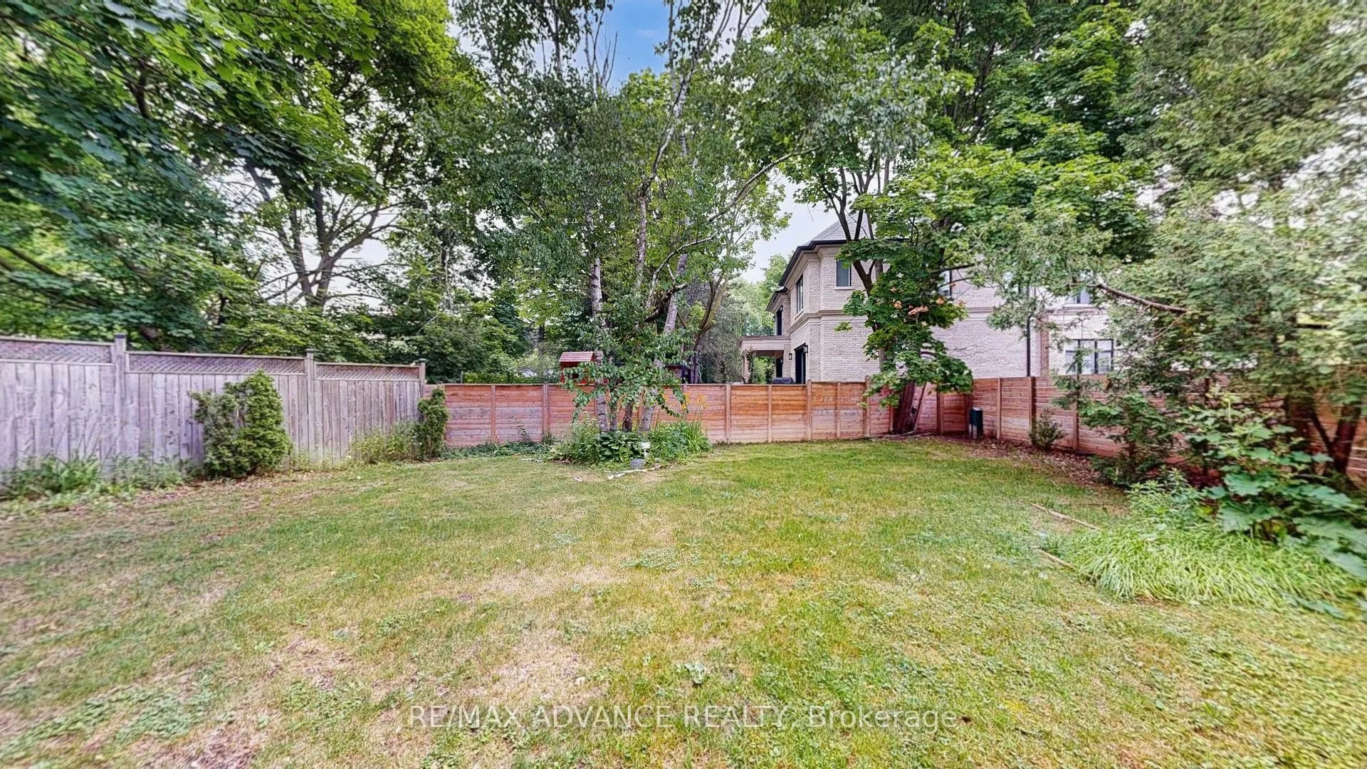 9 carluke Crescent