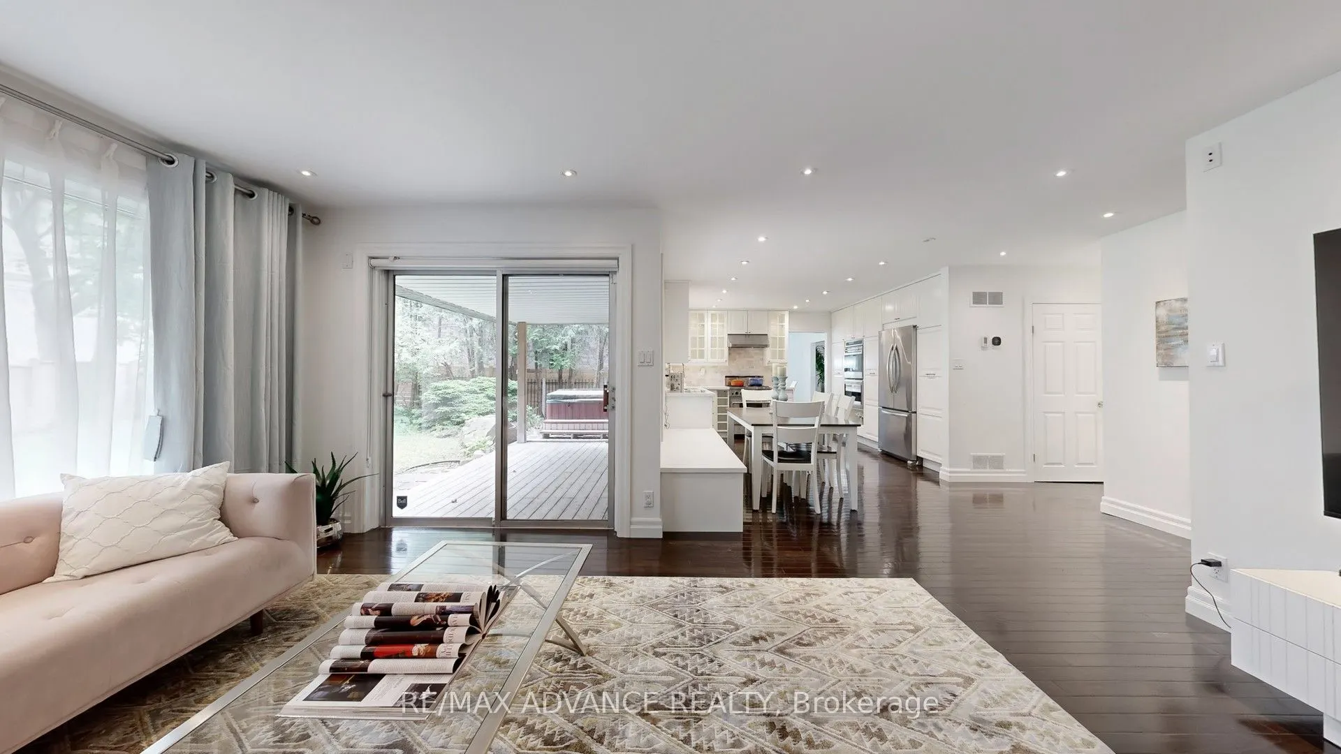 9 carluke Crescent