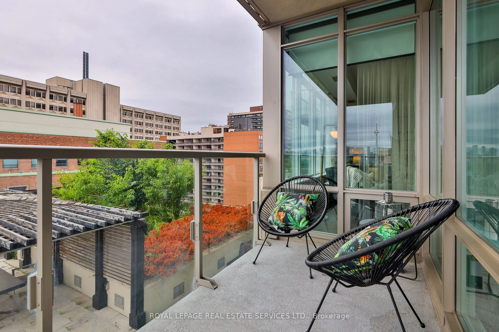 1 Bedford Road, #808