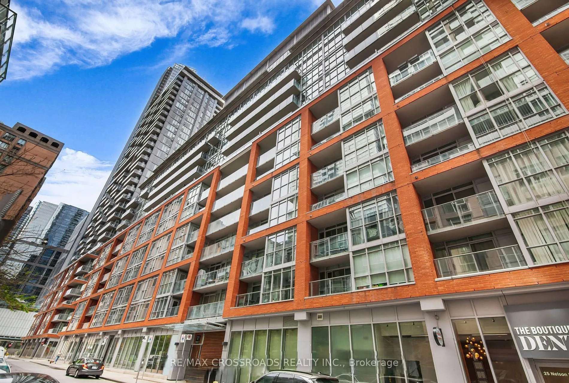21 Nelson Street, #615