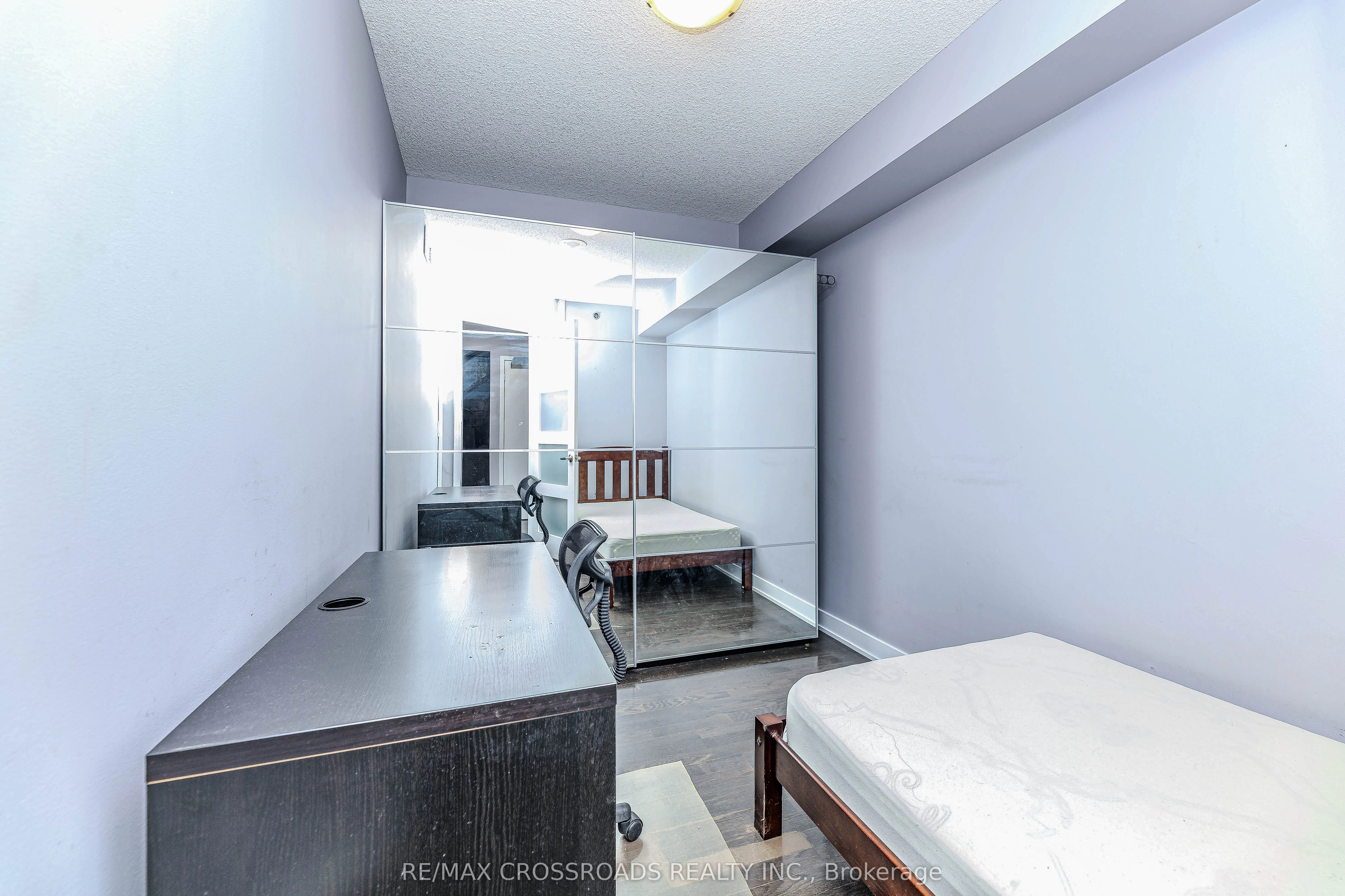 21 Nelson Street, #615