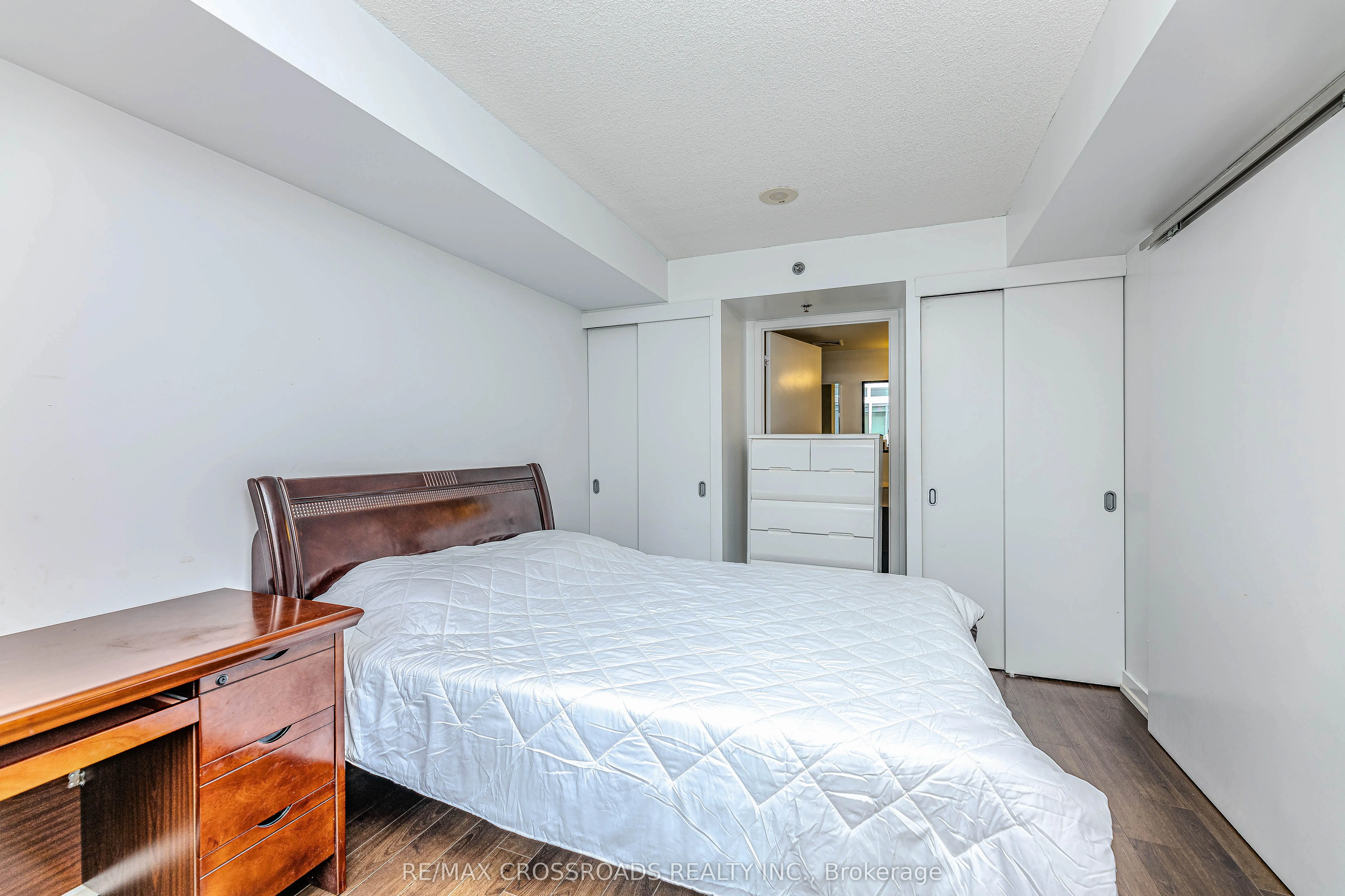 21 Nelson Street, #615