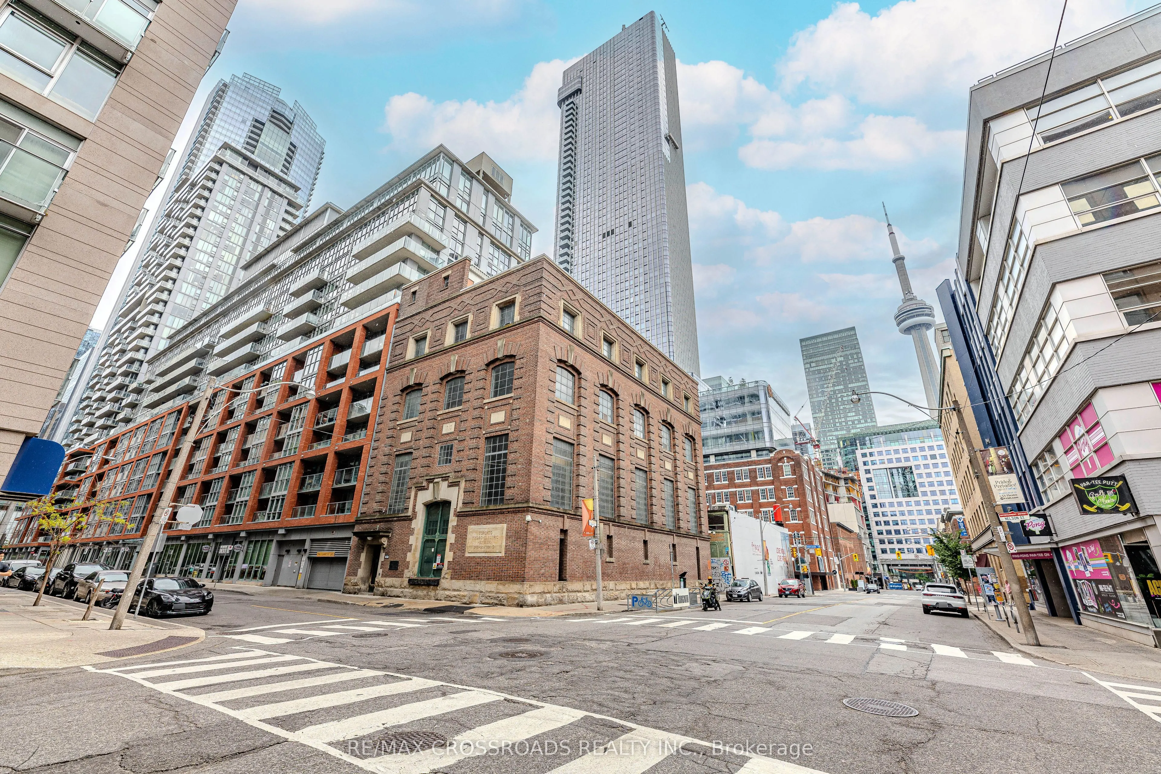21 Nelson Street, #615