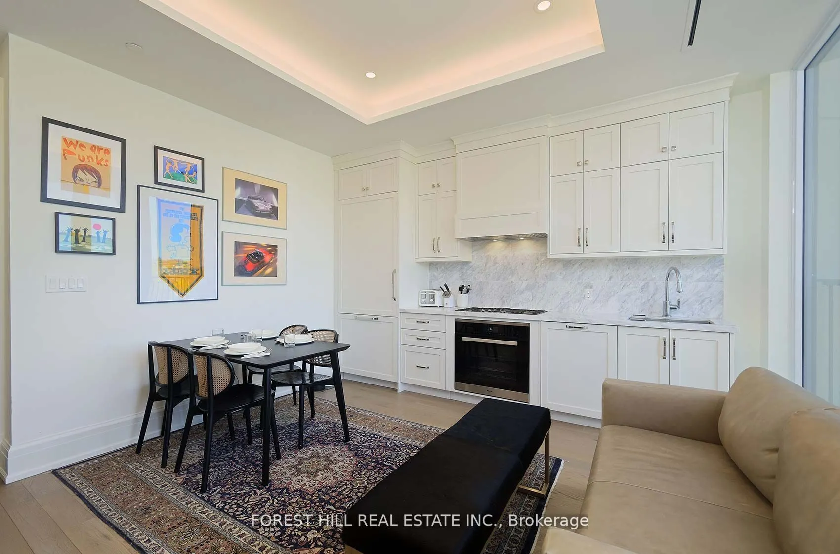 128 Hazelton Avenue, #401