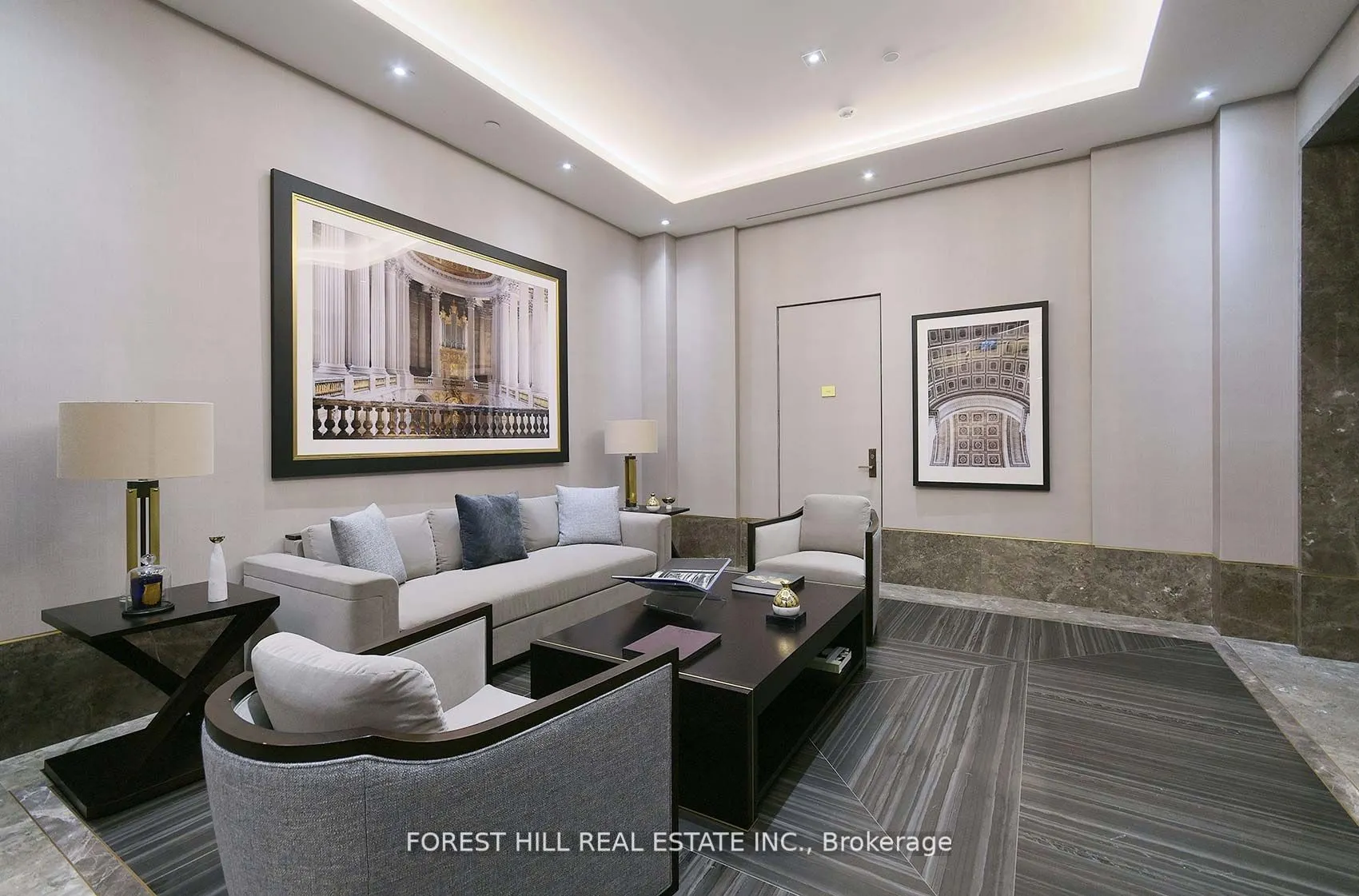 128 Hazelton Avenue, #401