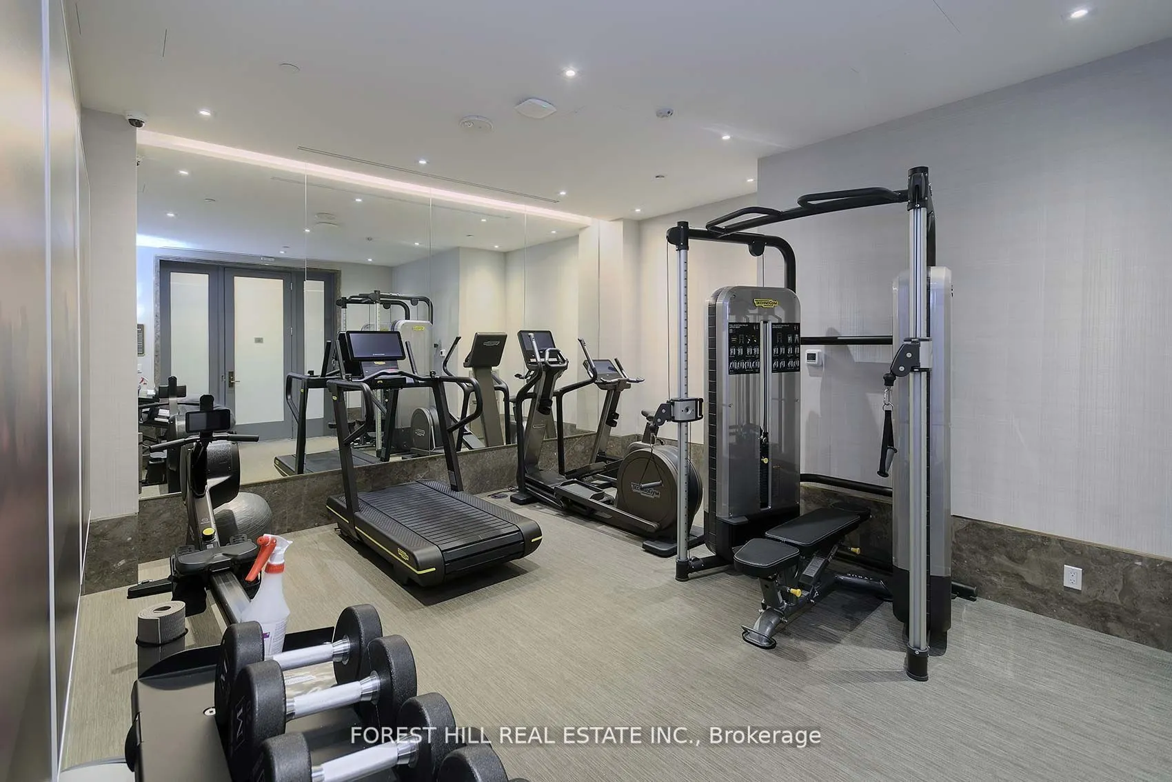 128 Hazelton Avenue, #401