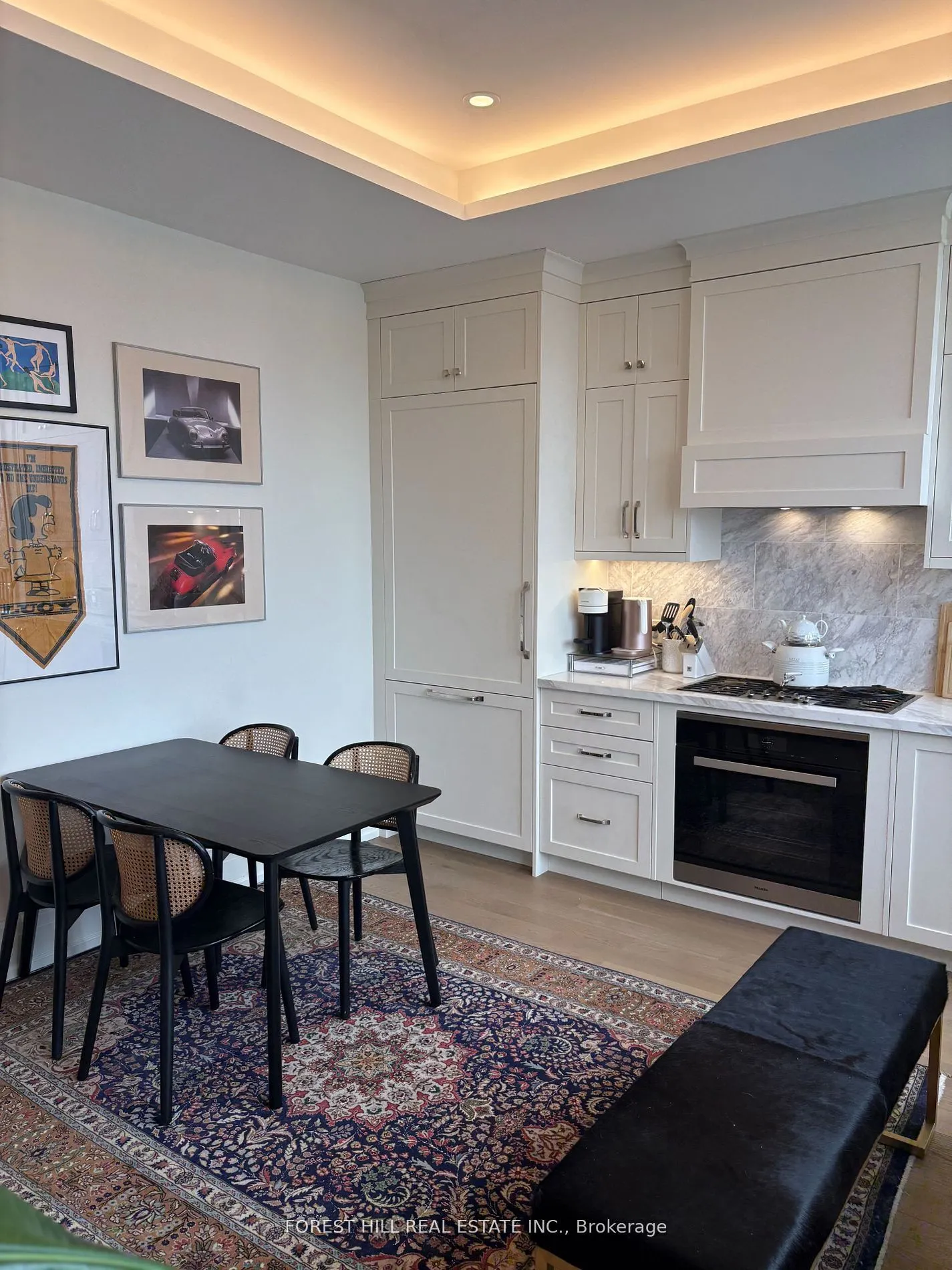 128 Hazelton Avenue, #401