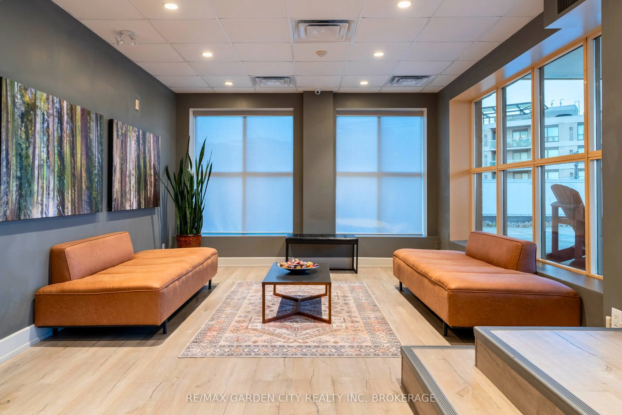 897 Sheppard Avenue W, #202