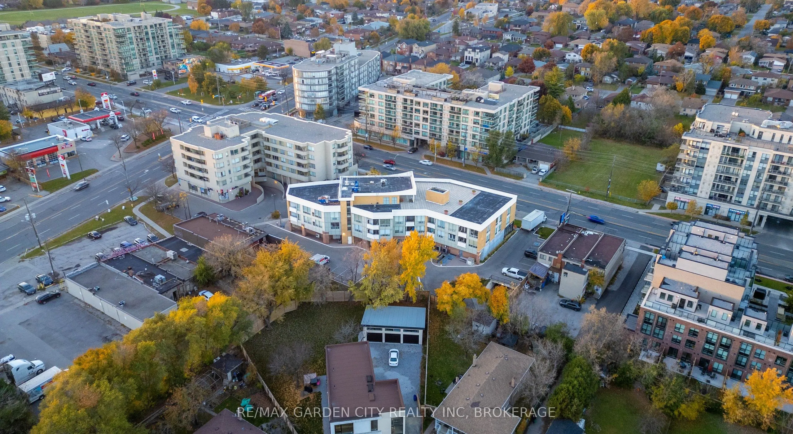 897 Sheppard Avenue W, #202
