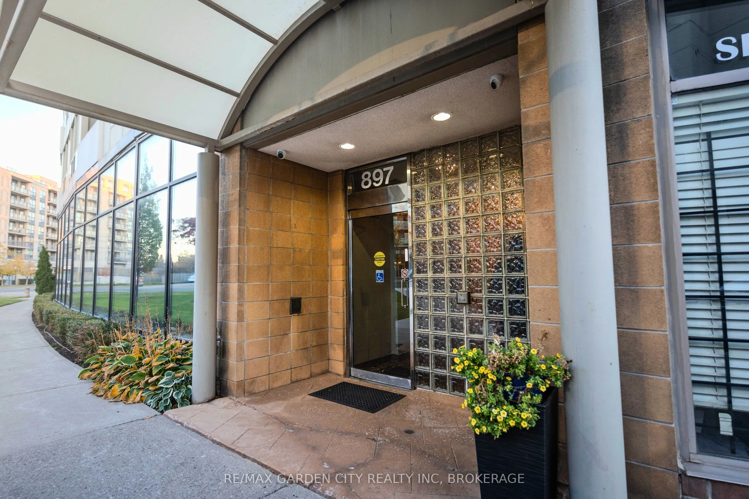 897 Sheppard Avenue W, #202