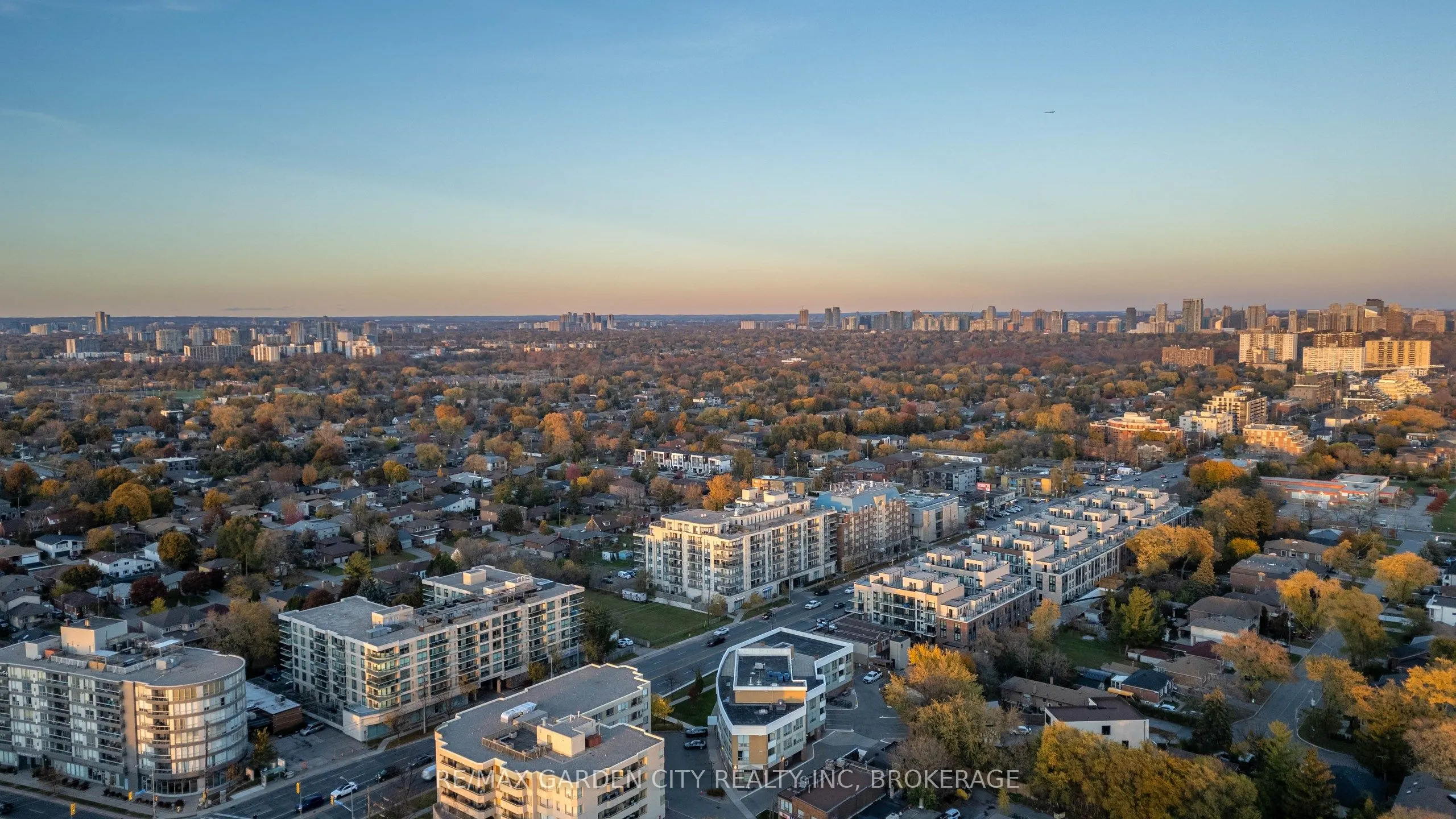 897 Sheppard Avenue W, #202