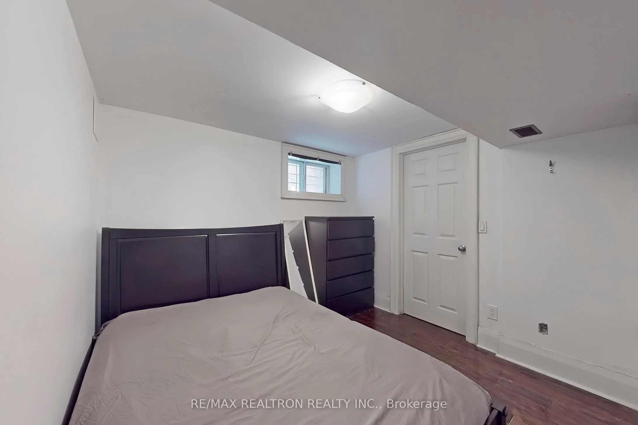 88 Lawrence Avenue E, #Basement