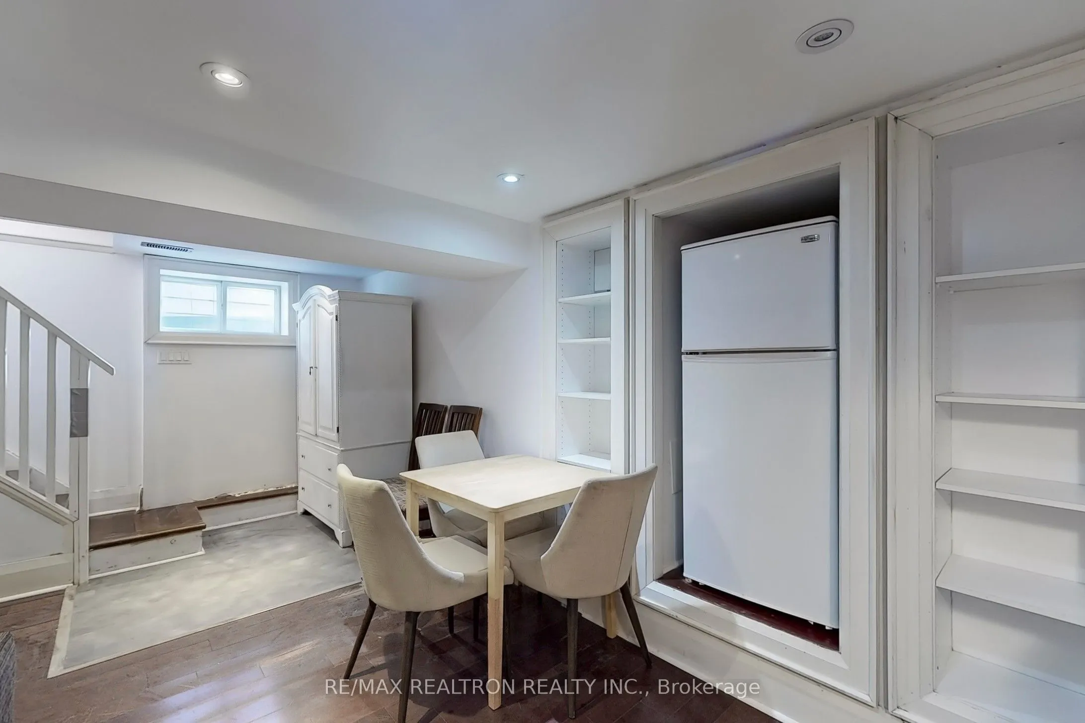 88 Lawrence Avenue E, #Basement