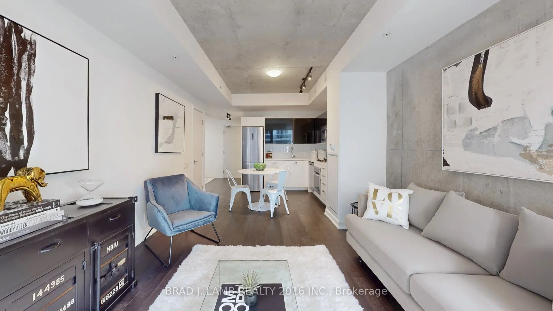39 Brant Street W, #518