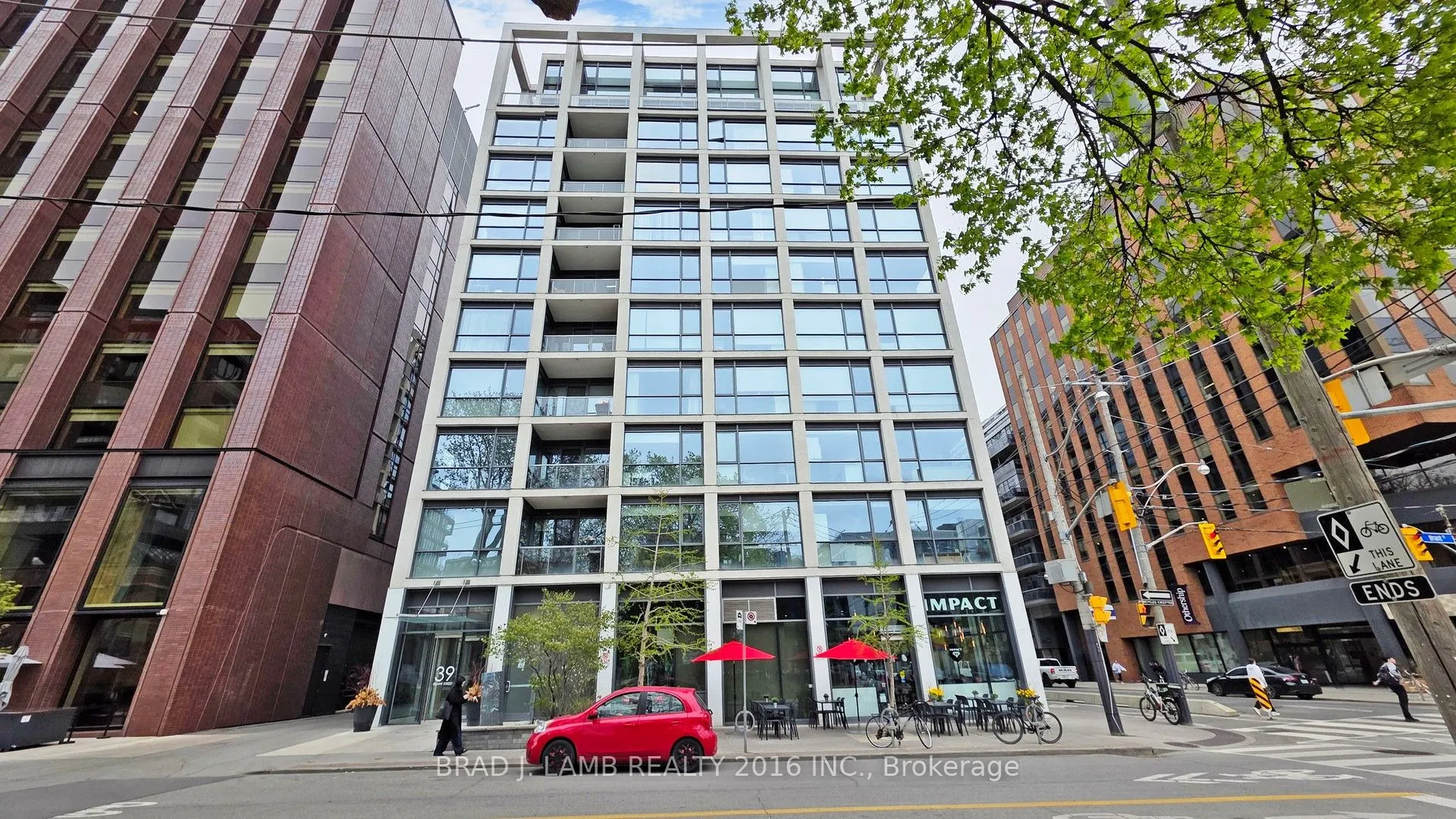 39 Brant Street W, #518