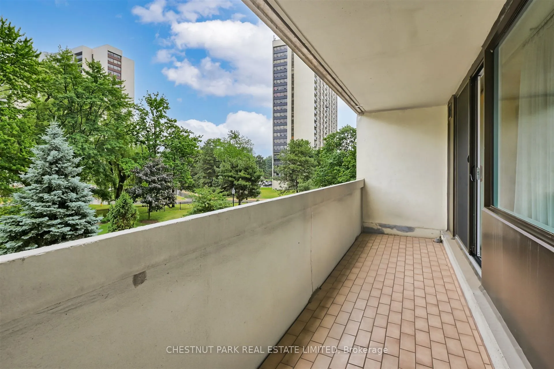 75 Wynford Heights Crescent, #305