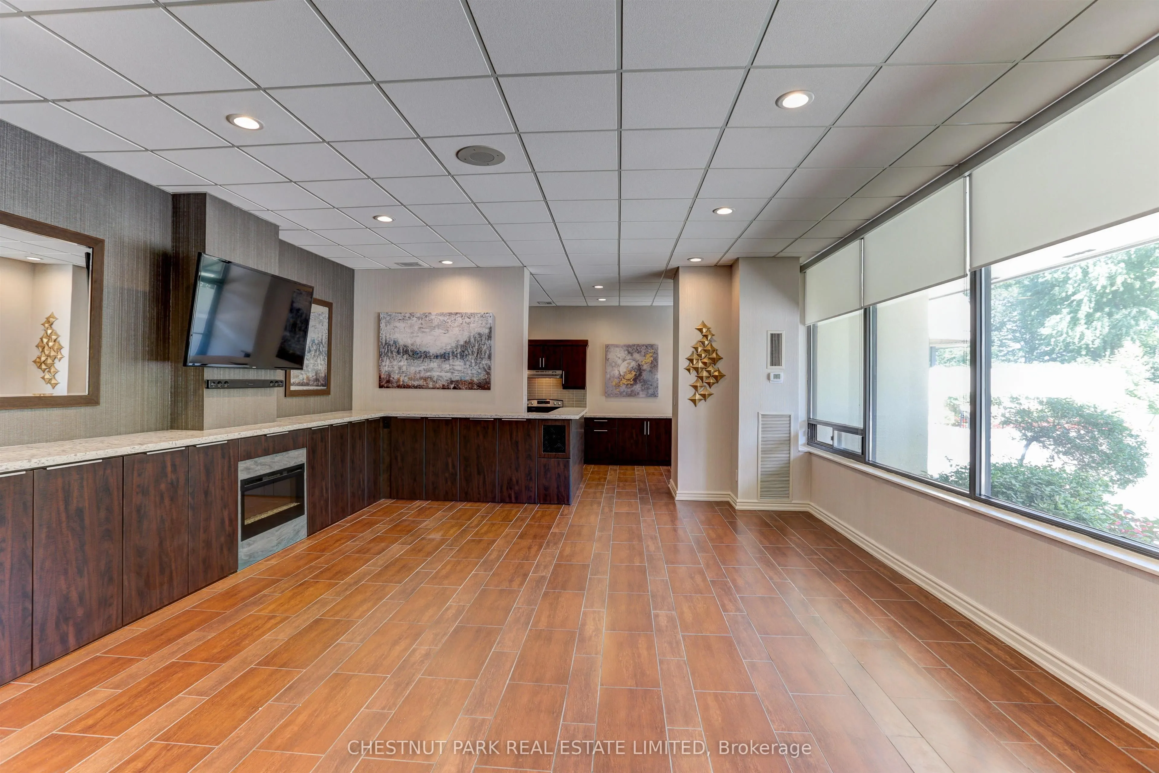 75 Wynford Heights Crescent, #305
