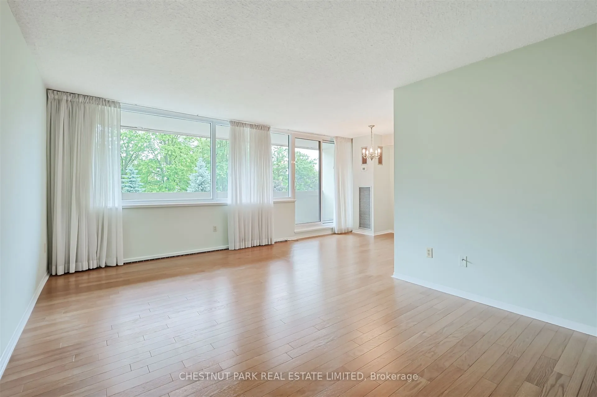75 Wynford Heights Crescent, #305