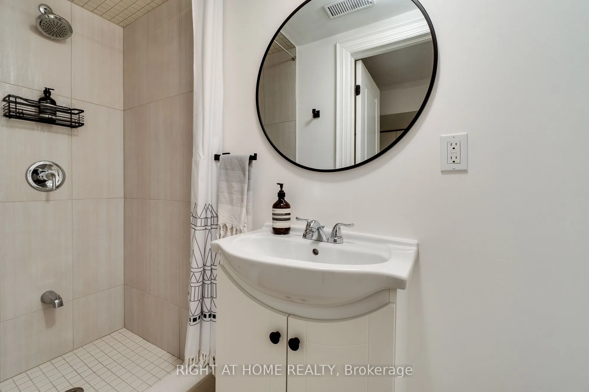 92 Ridgevale Drive