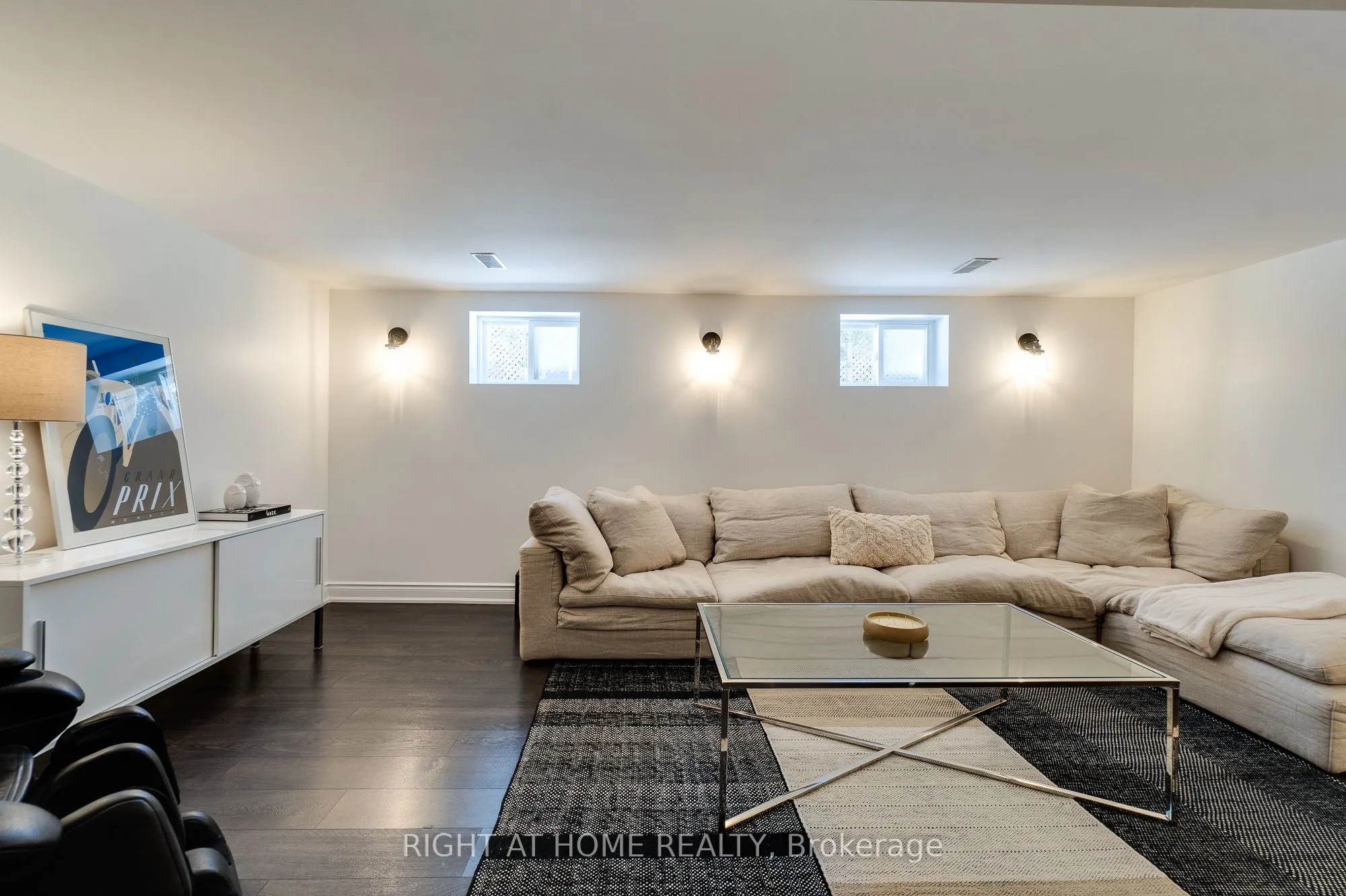 92 Ridgevale Drive