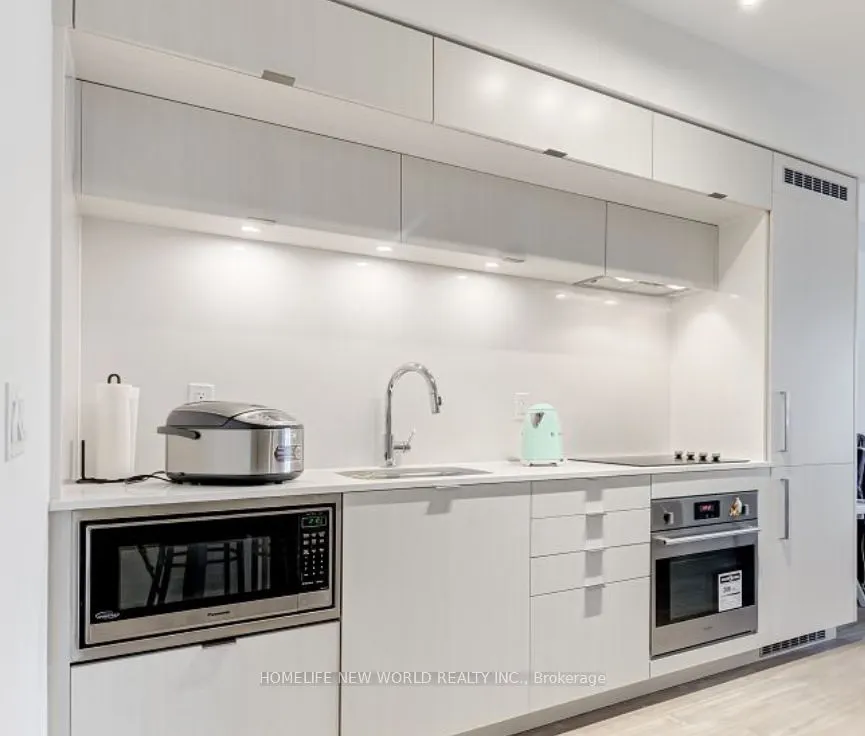38 Cameron Street, #423