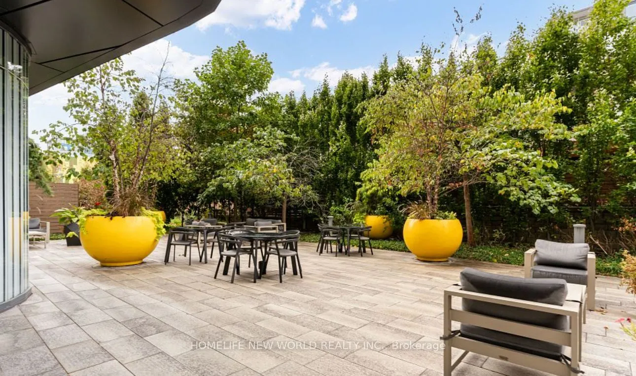 38 Cameron Street, #423