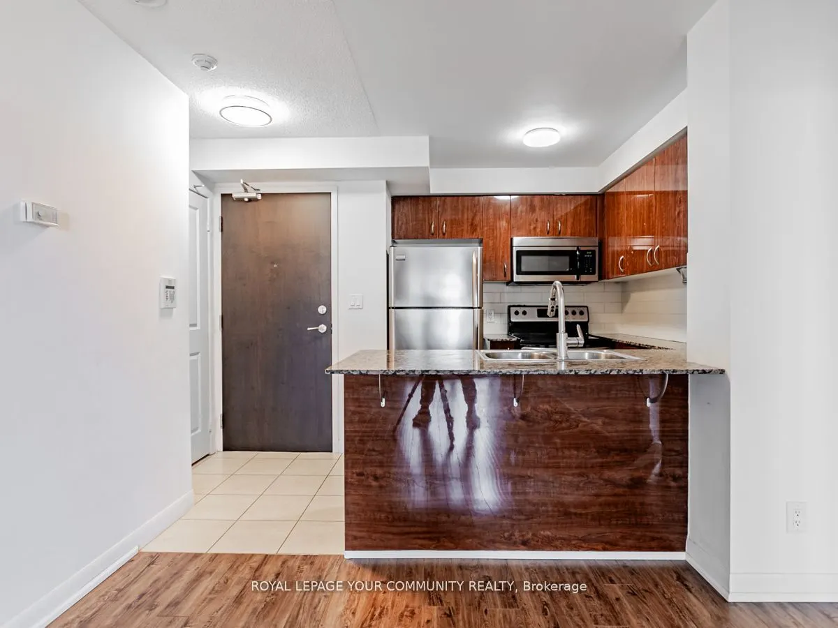 5793 Yonge Street, #603
