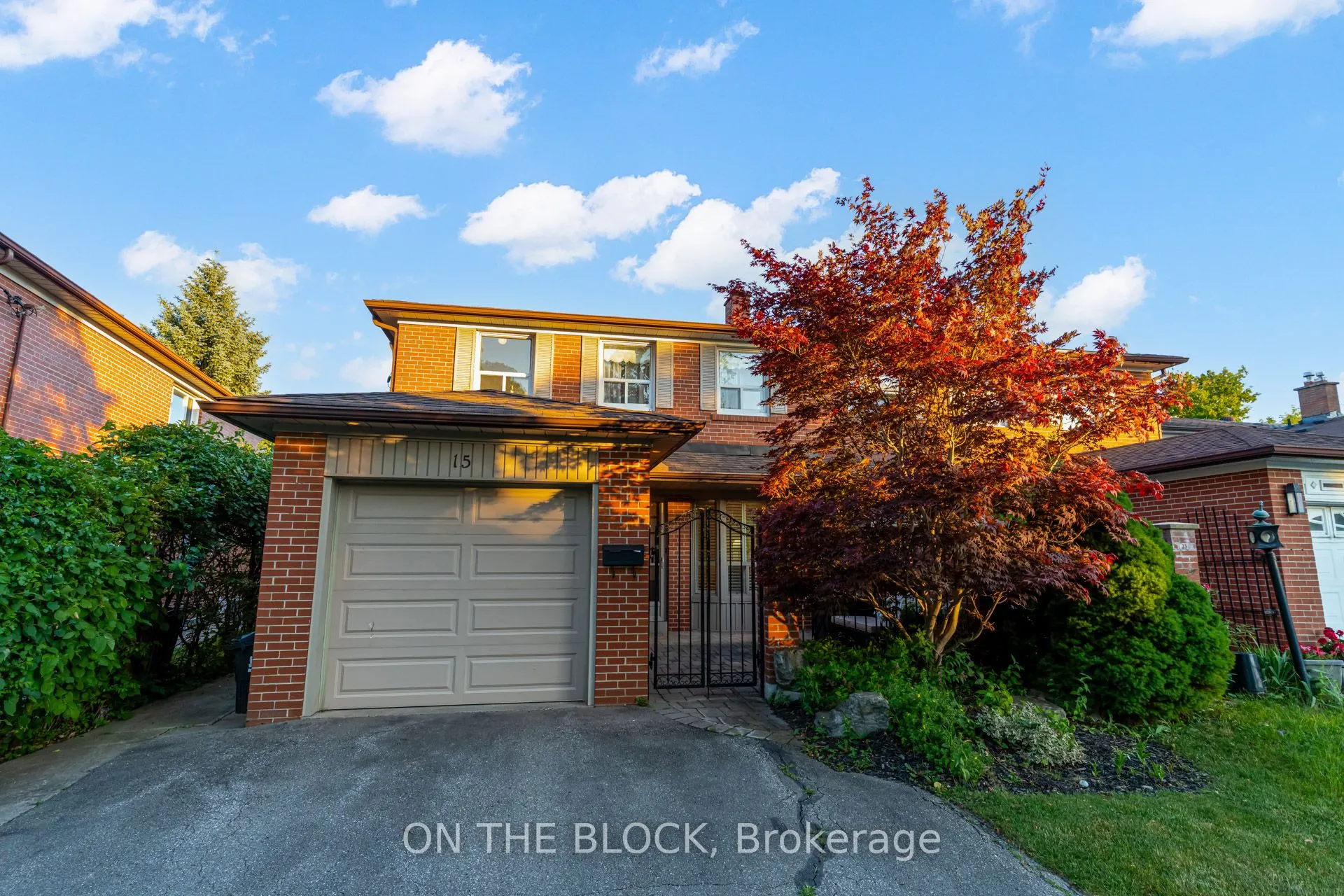 15 Fontainbleau Drive