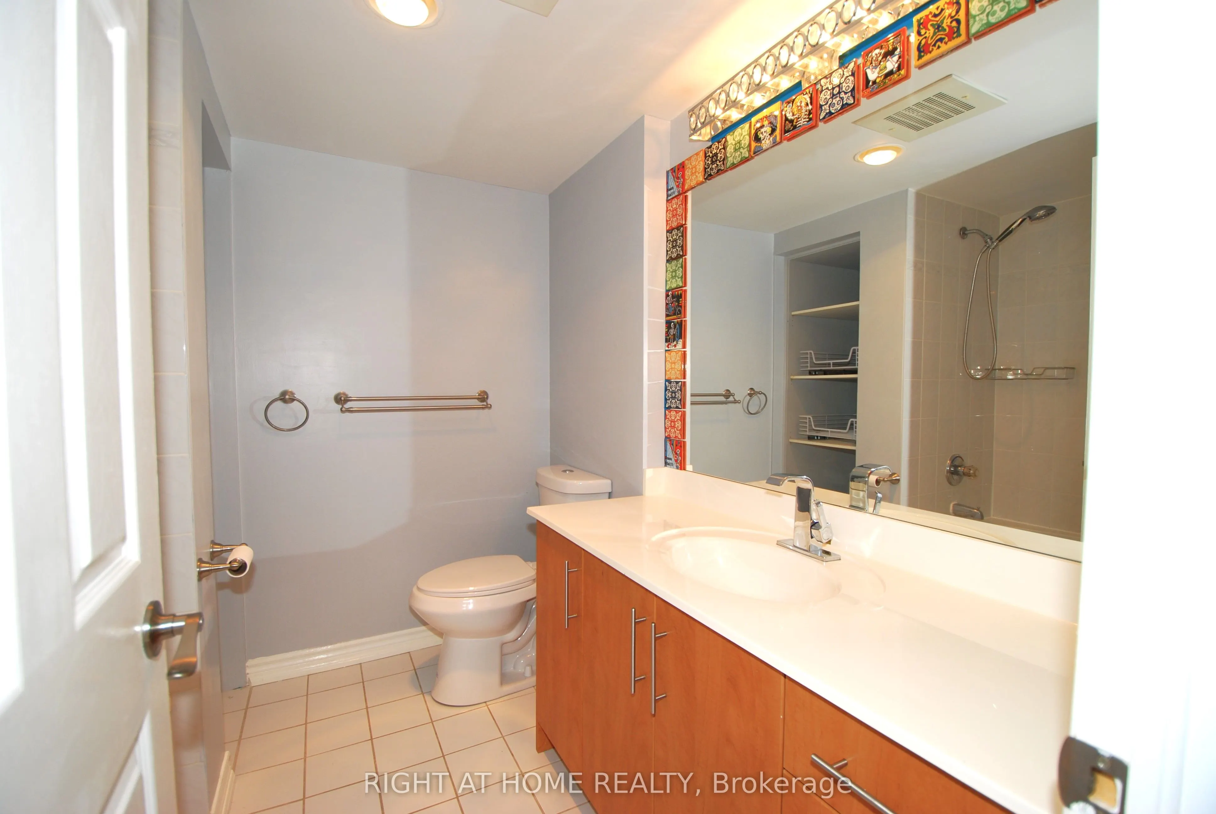 18 Concorde Place, #601