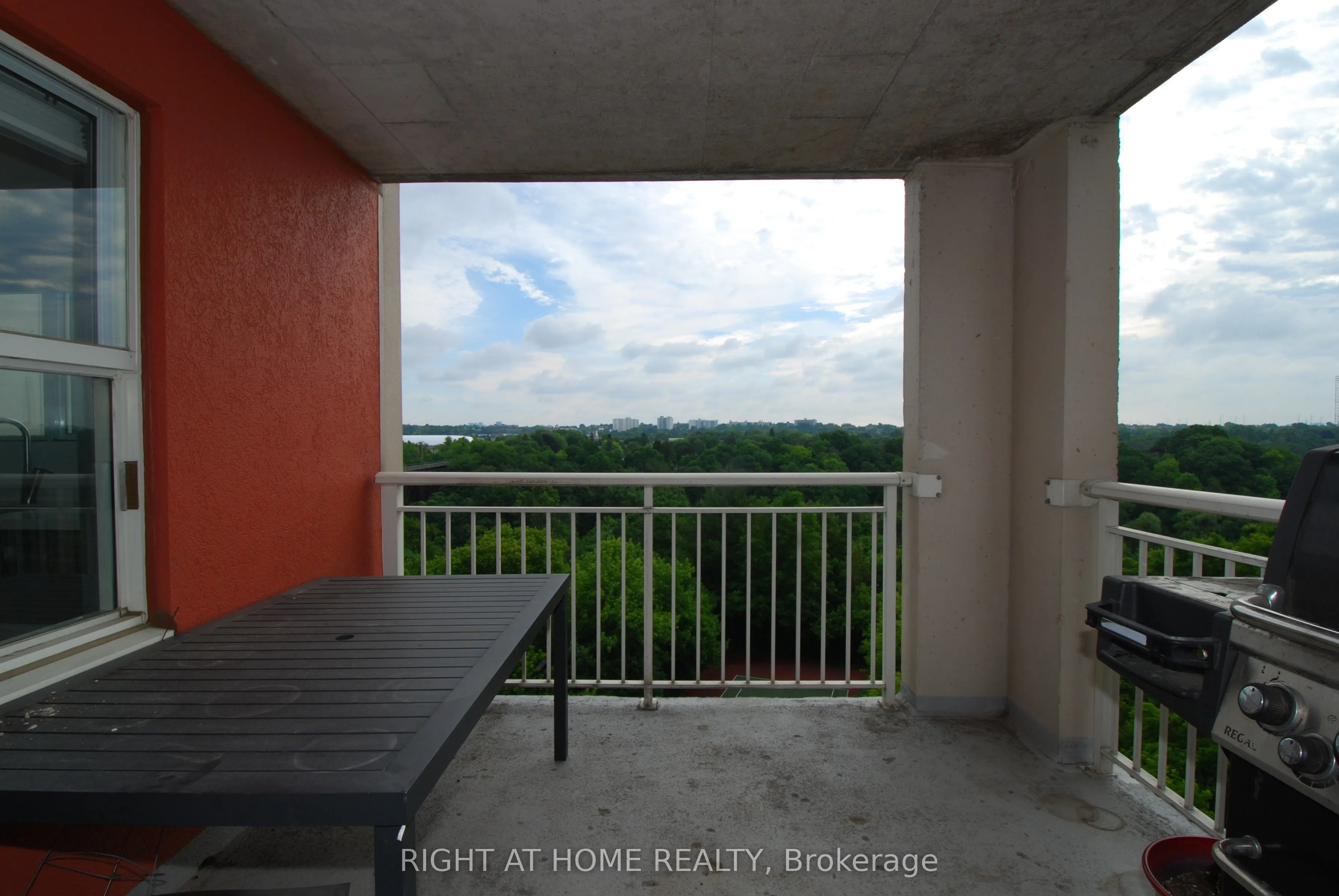 18 Concorde Place, #601