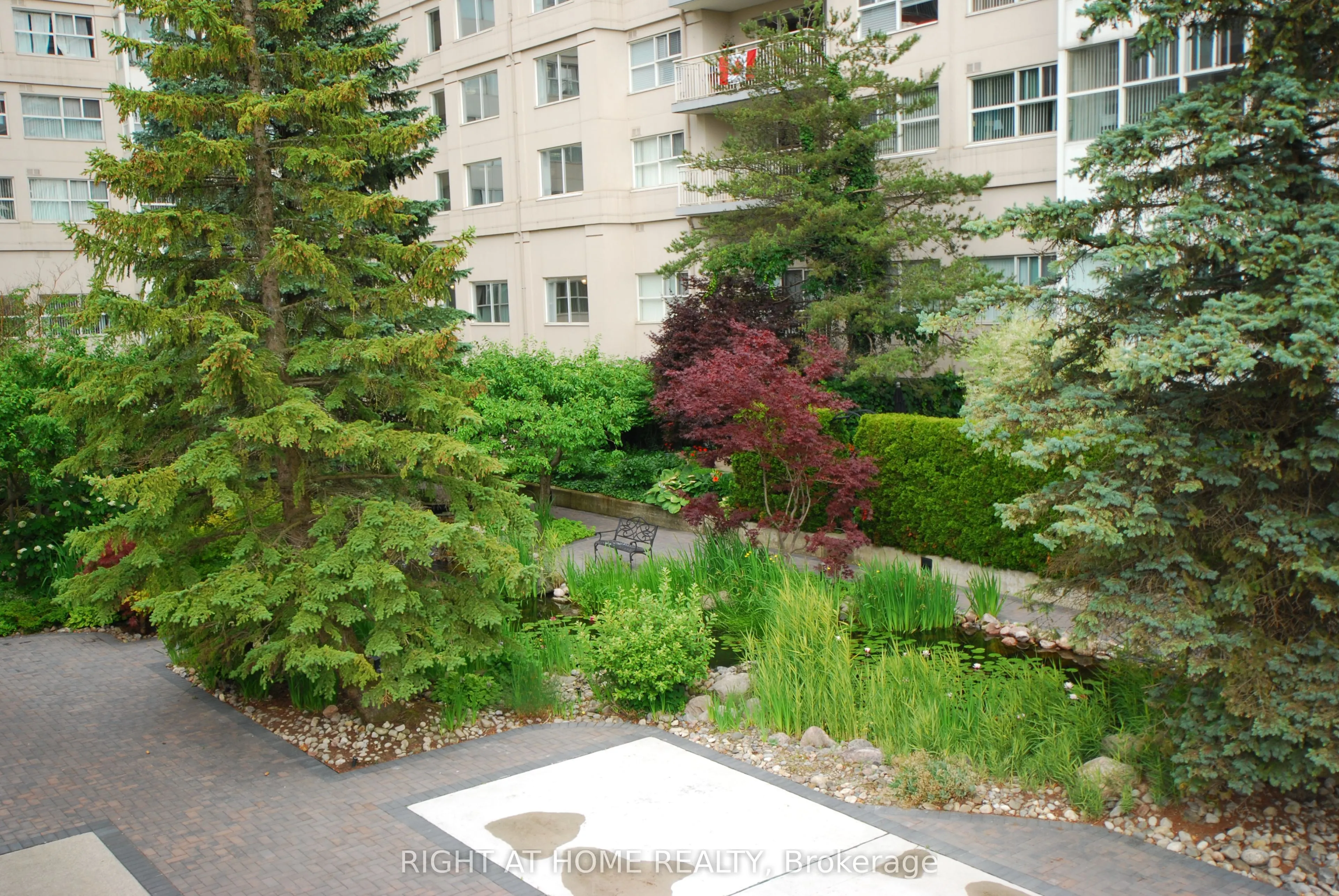 18 Concorde Place, #601