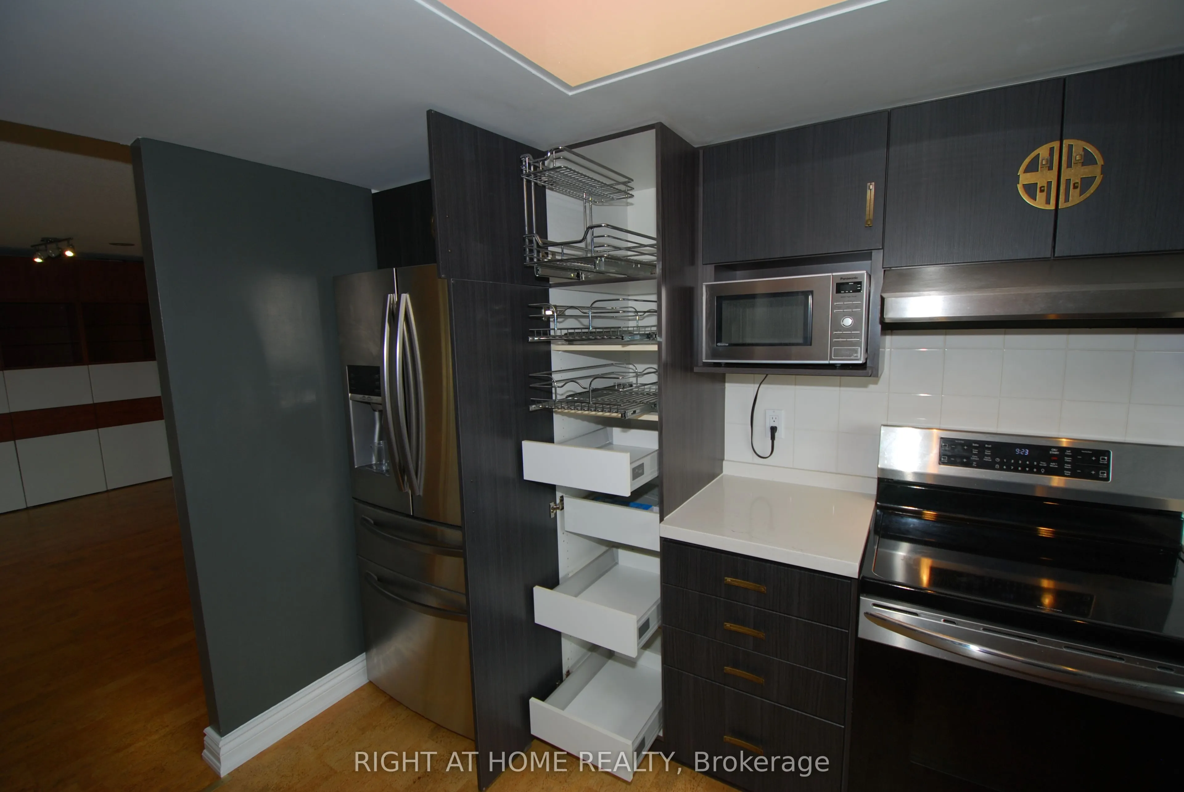 18 Concorde Place, #601