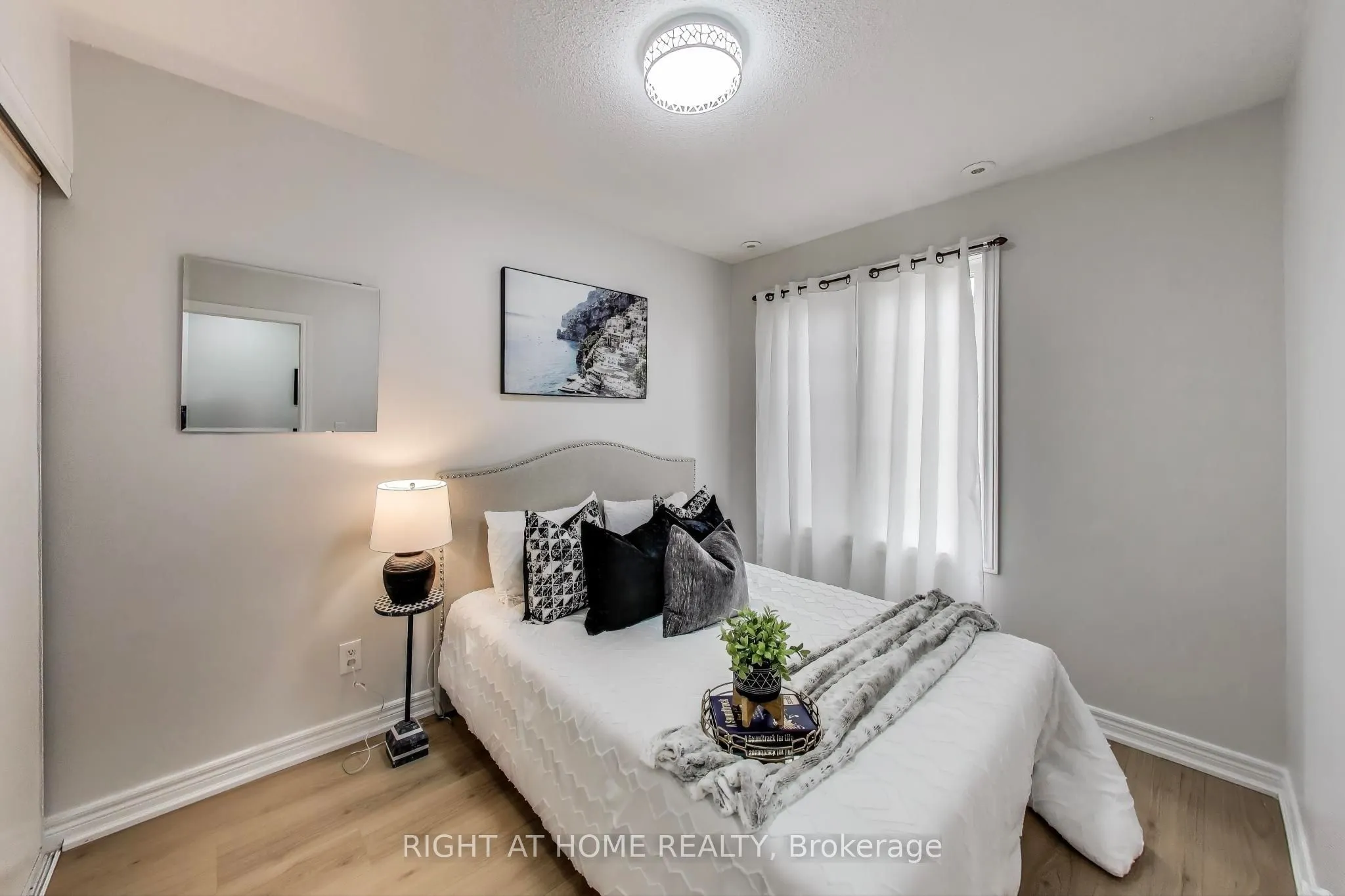 45 Cedarcroft Boulevard, #7