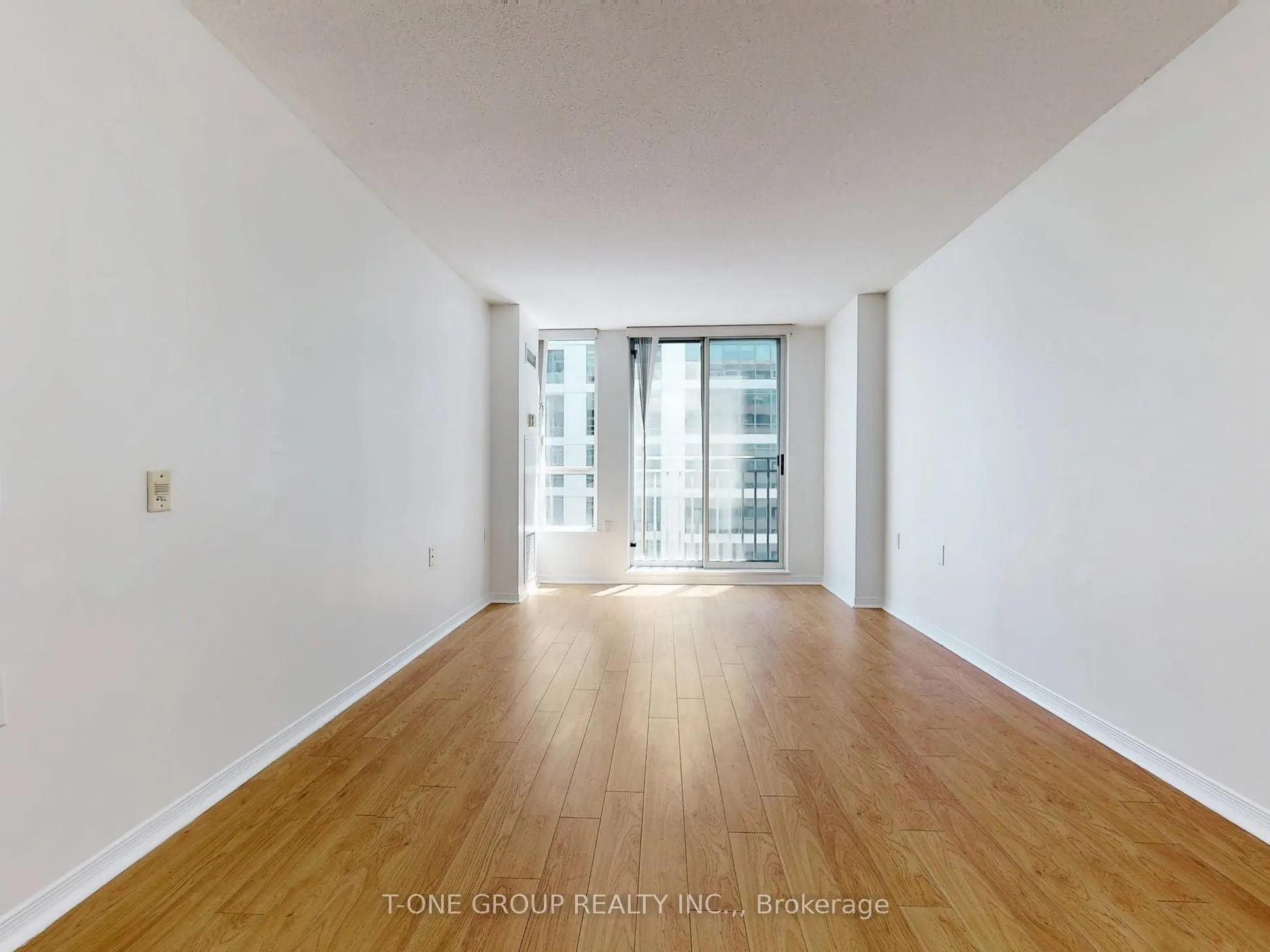388 Bloor Street E, #1607