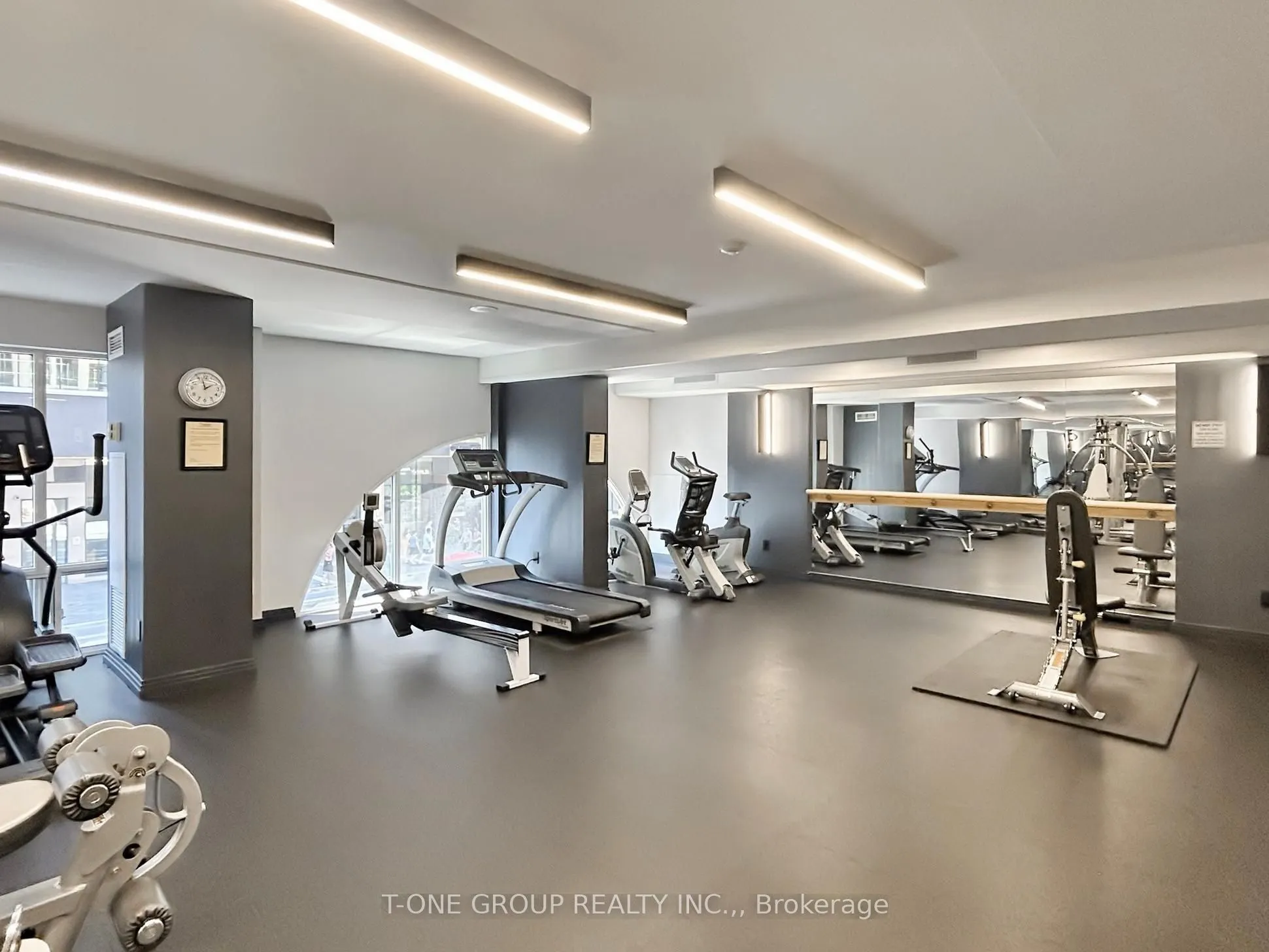 388 Bloor Street E, #1607