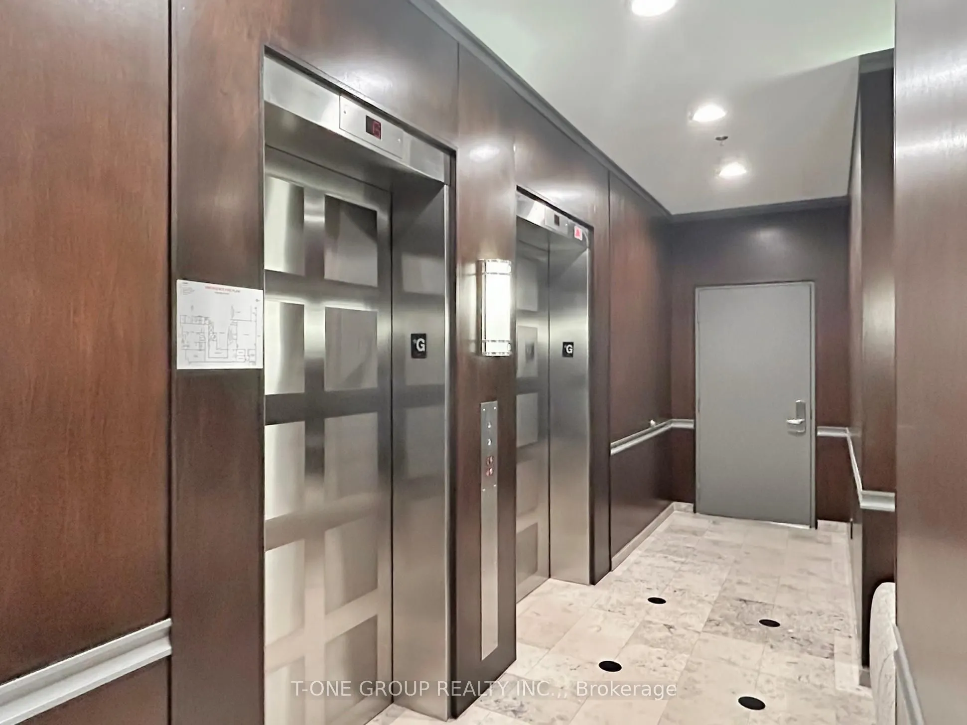 388 Bloor Street E, #1607