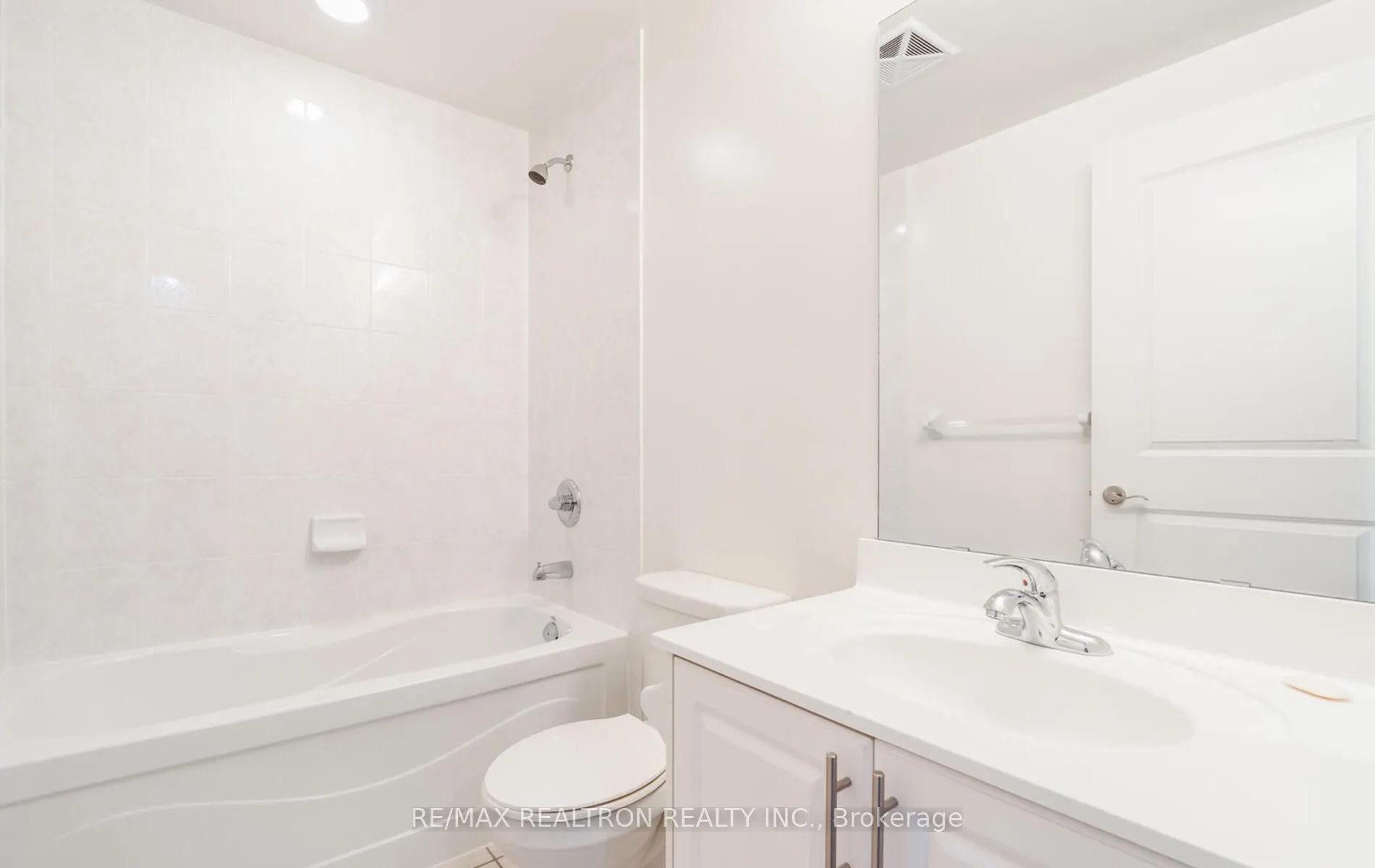133 Wynford Drive, #1106