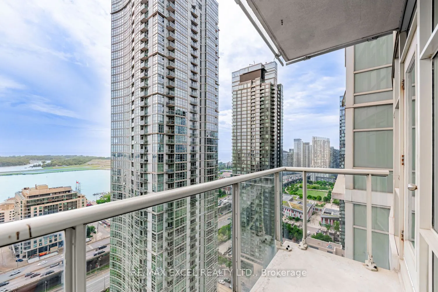 10 Navy Wharf Court, #3511