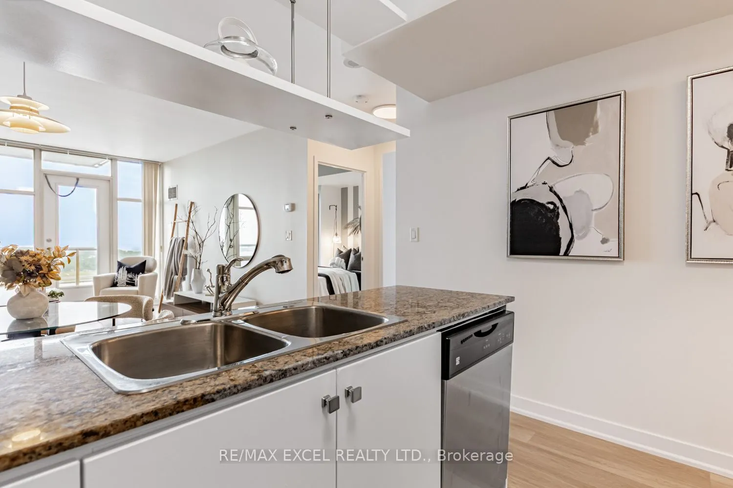 10 Navy Wharf Court, #3511