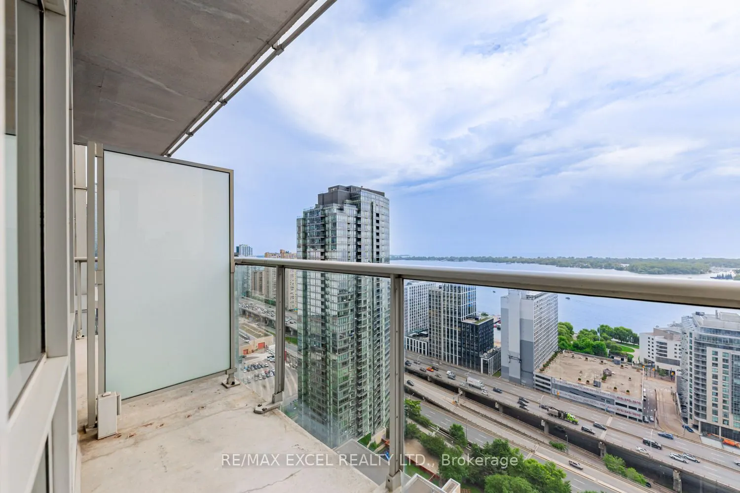 10 Navy Wharf Court, #3511