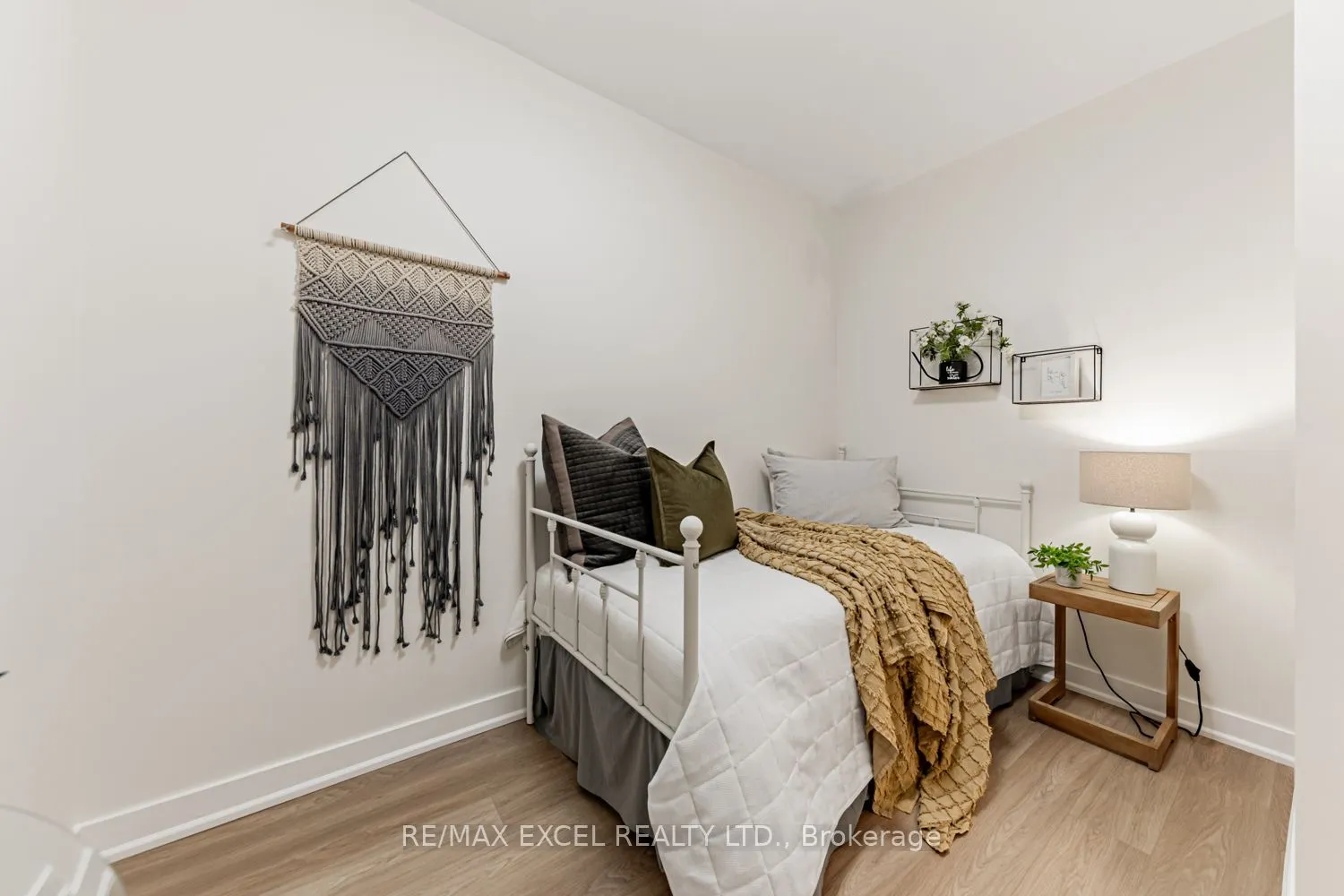 10 Navy Wharf Court, #3511