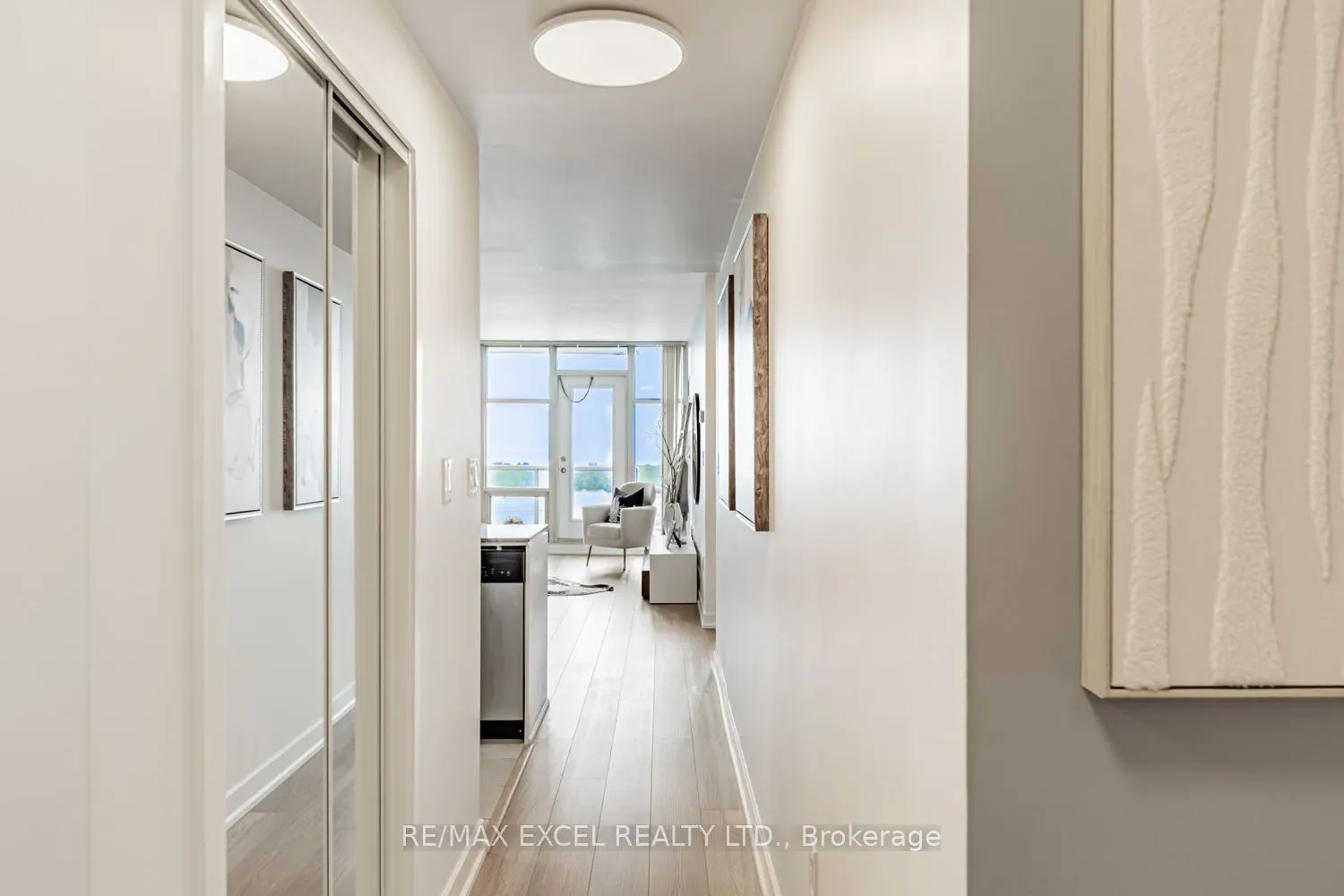10 Navy Wharf Court, #3511
