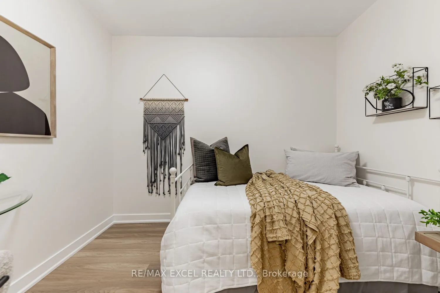10 Navy Wharf Court, #3511
