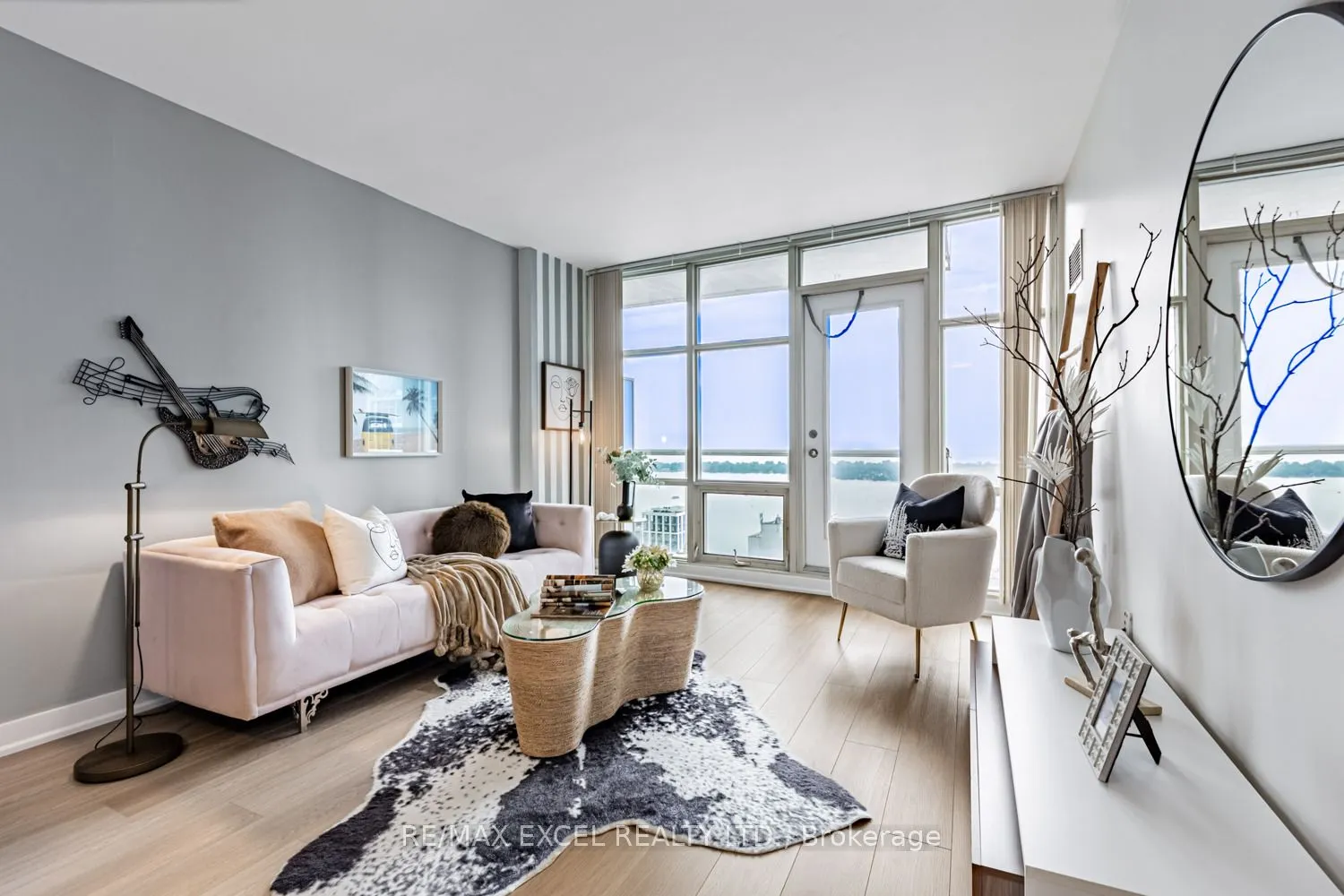 10 Navy Wharf Court, #3511
